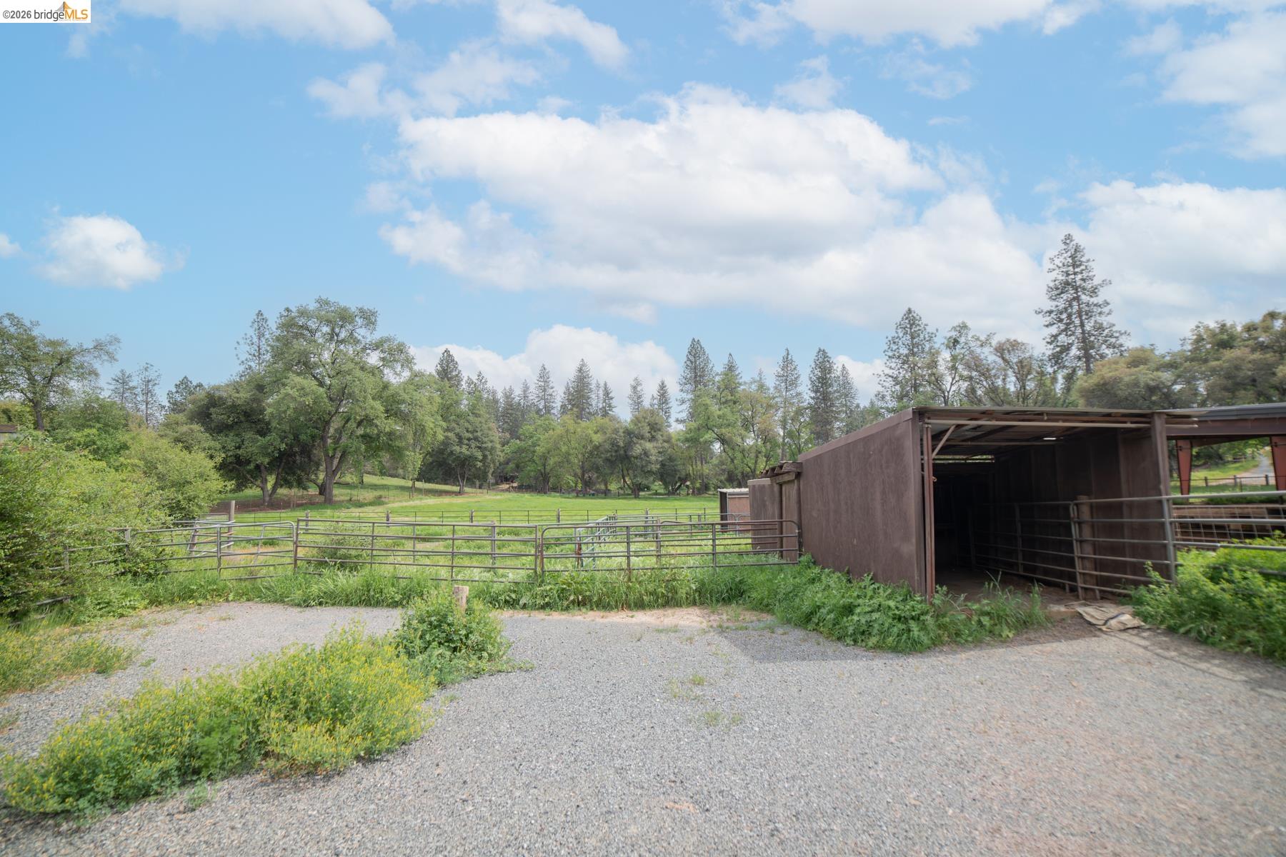 Detail Gallery Image 42 of 54 For 10420 N Airport, Columbia,  CA 95310 - 2 Beds | 2/1 Baths