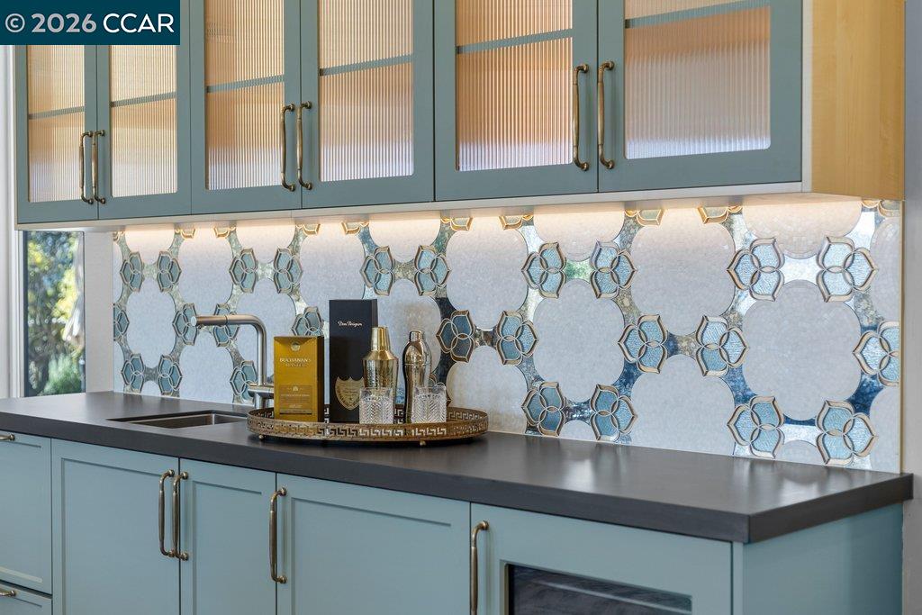 Detail Gallery Image 12 of 54 For 251 Santiago Ln, Danville,  CA 94526 - 7 Beds | 7/2 Baths