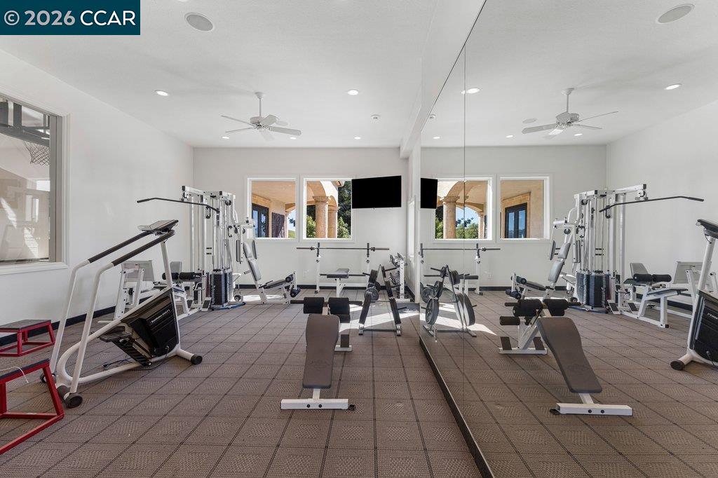 Detail Gallery Image 35 of 54 For 251 Santiago Ln, Danville,  CA 94526 - 7 Beds | 7/2 Baths