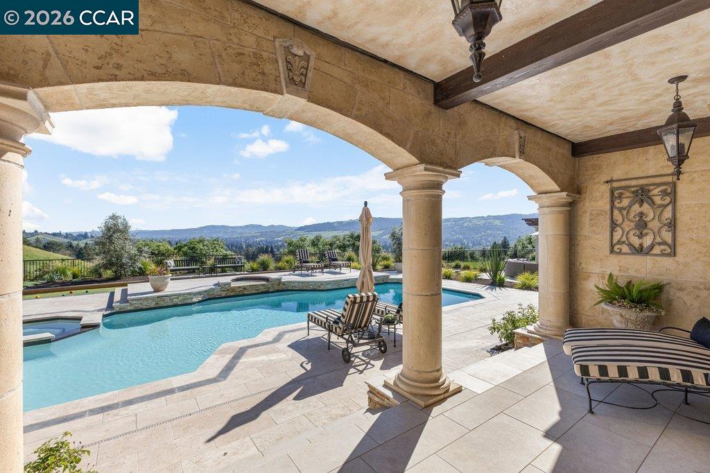 Detail Gallery Image 38 of 54 For 251 Santiago Ln, Danville,  CA 94526 - 7 Beds | 7/2 Baths