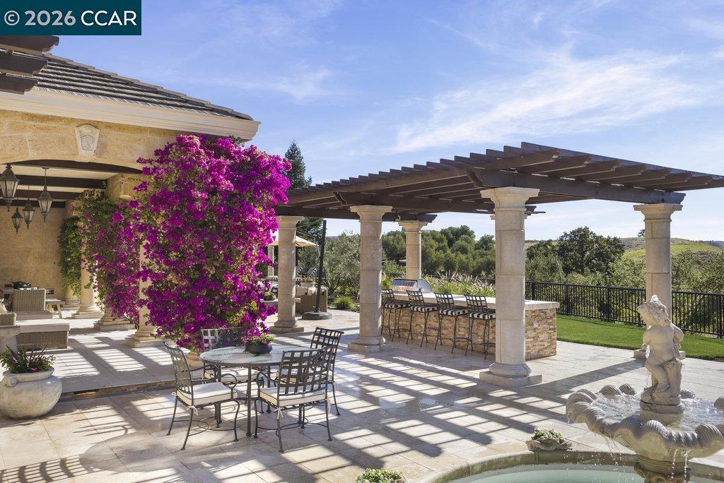 Detail Gallery Image 43 of 54 For 251 Santiago Ln, Danville,  CA 94526 - 7 Beds | 7/2 Baths