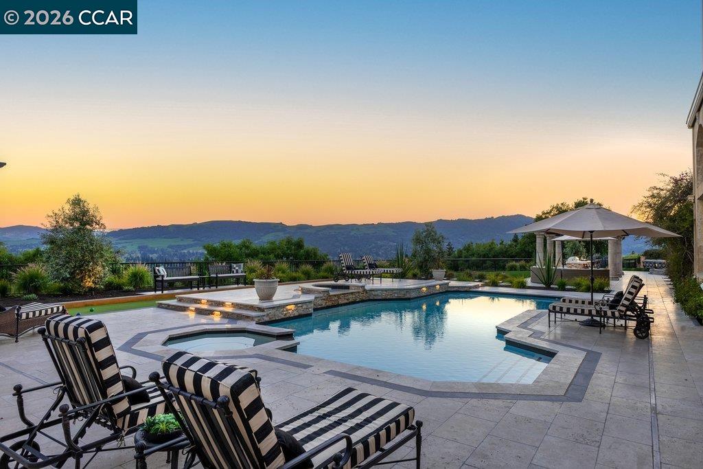 Detail Gallery Image 48 of 54 For 251 Santiago Ln, Danville,  CA 94526 - 7 Beds | 7/2 Baths