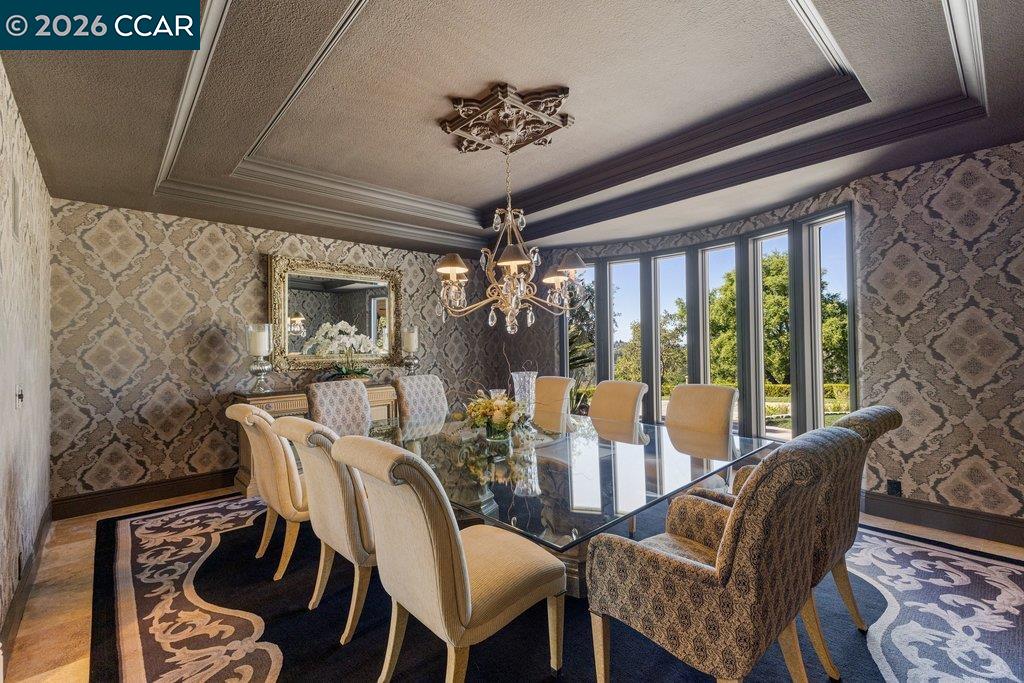 Detail Gallery Image 9 of 54 For 251 Santiago Ln, Danville,  CA 94526 - 7 Beds | 7/2 Baths