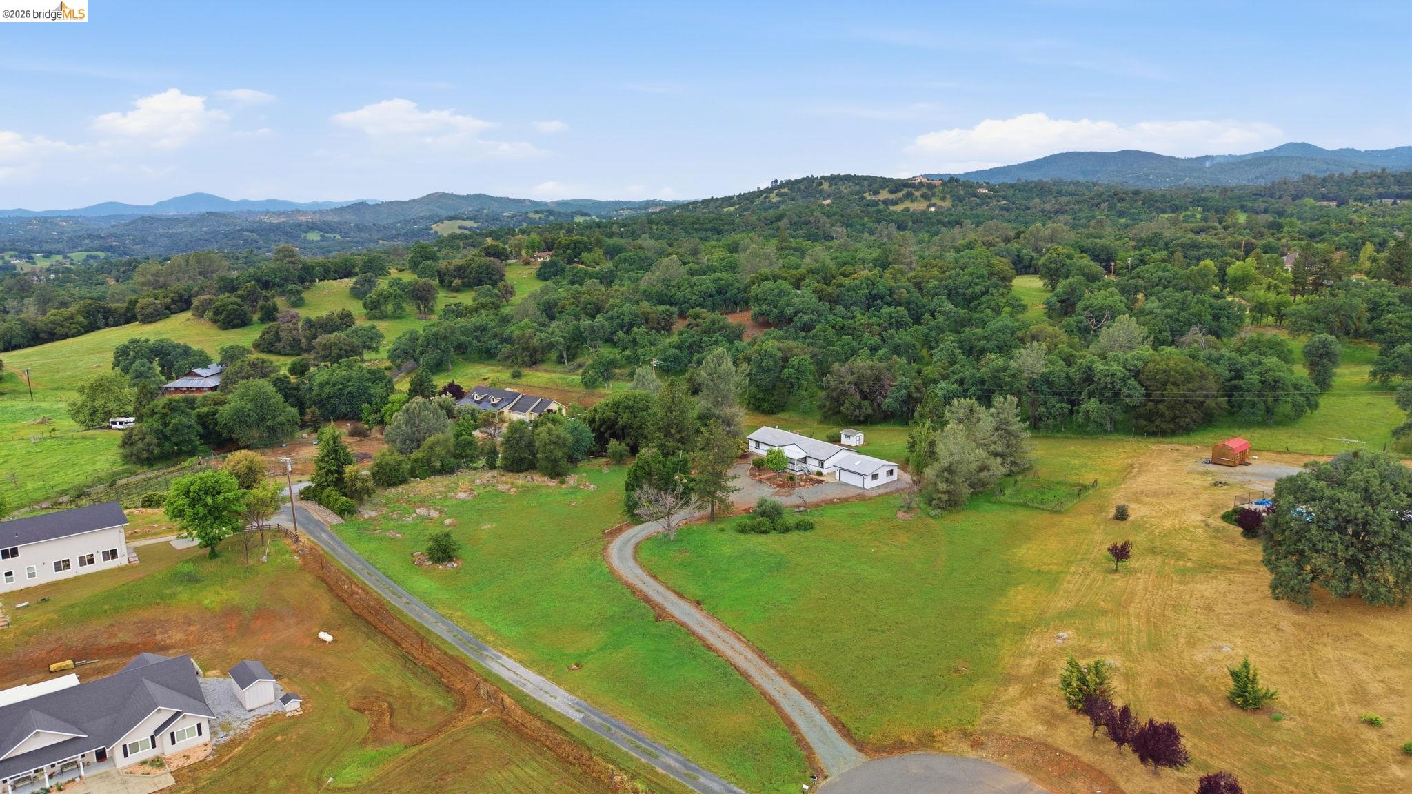 Detail Gallery Image 2 of 39 For 17655 Murphy Ct., Sonora,  CA 95370 - 3 Beds | 2 Baths