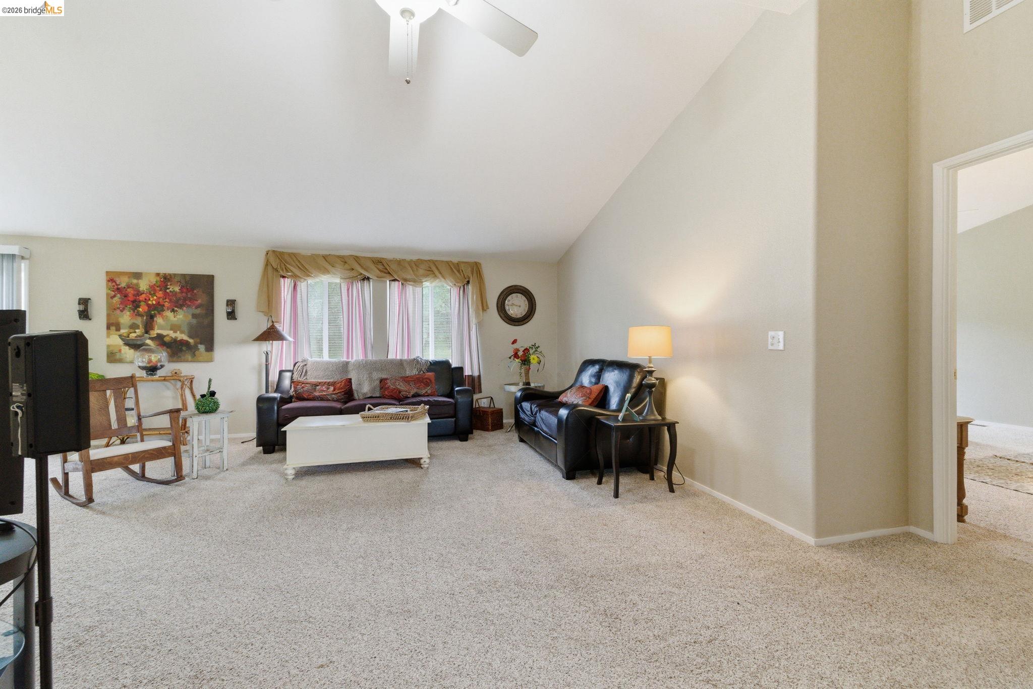 Detail Gallery Image 11 of 39 For 17655 Murphy Ct., Sonora,  CA 95370 - 3 Beds | 2 Baths