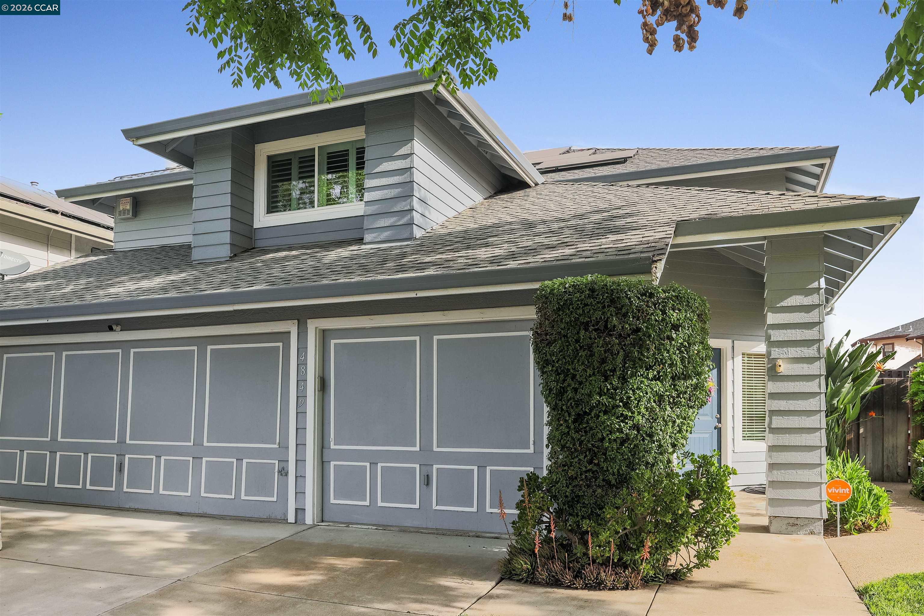 Front Image Thumbnail for CC41129630