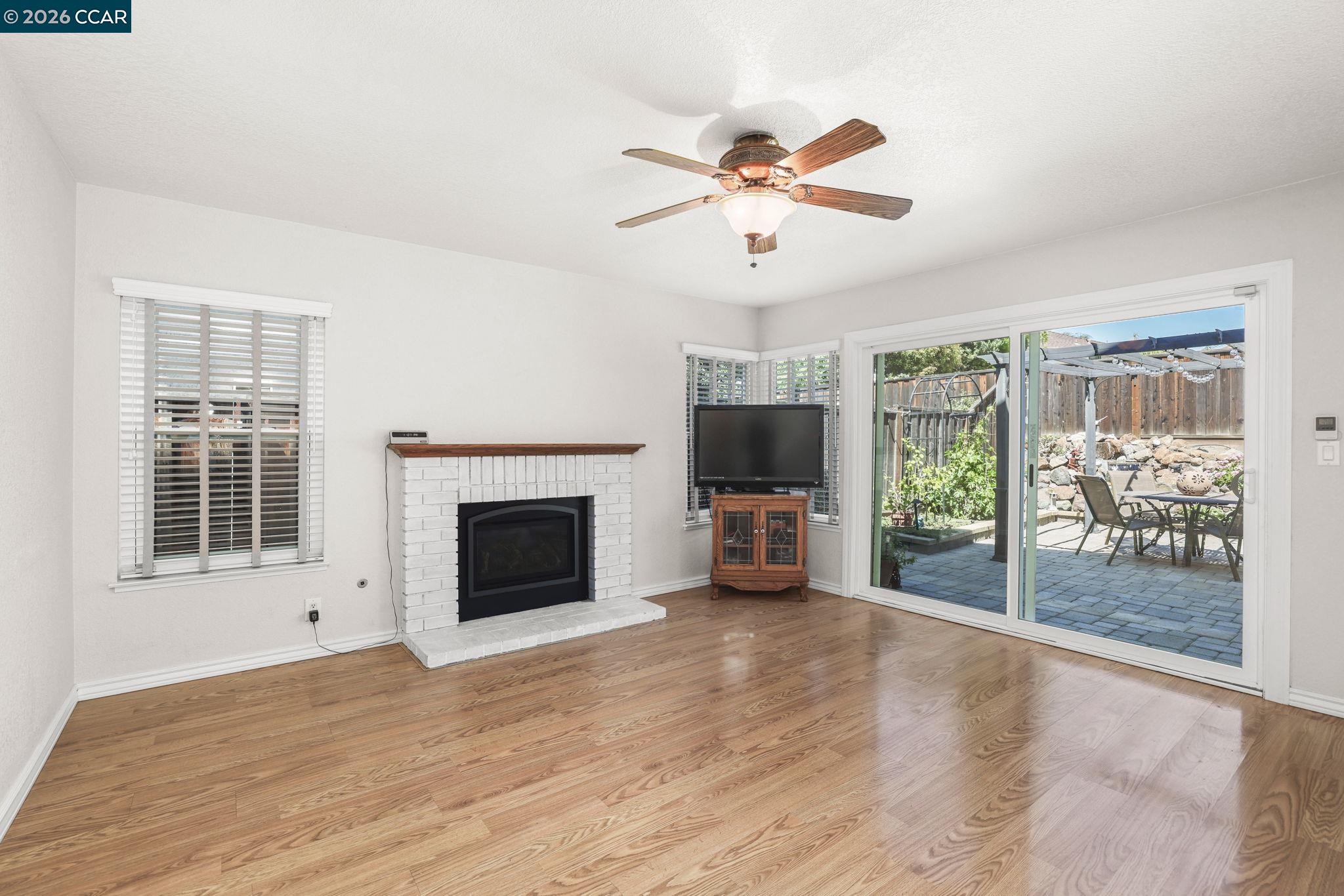 Detail Gallery Image 18 of 35 For 4849 Highlands Way, Antioch,  CA 94531 - 4 Beds | 2/1 Baths