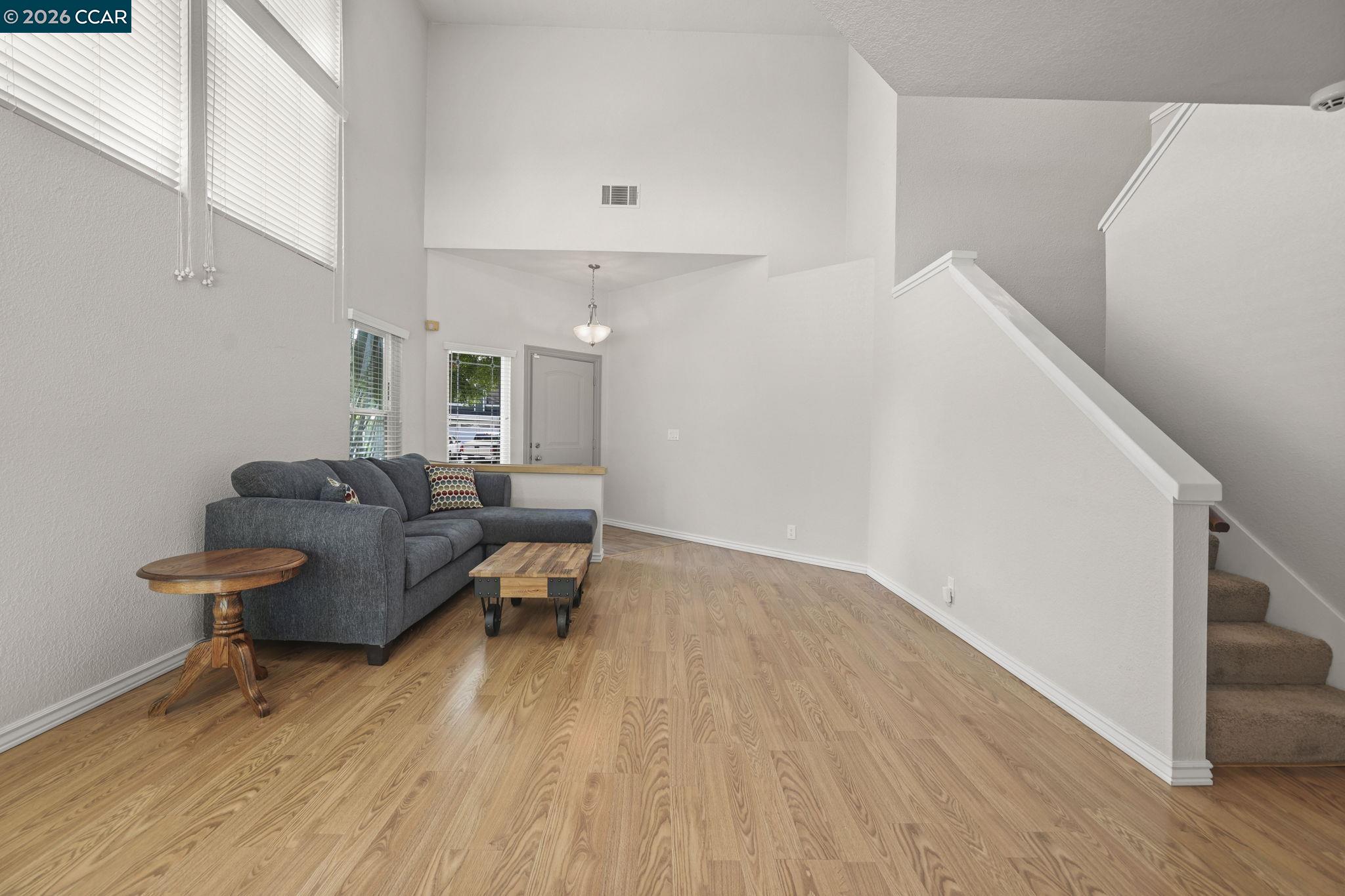 Detail Gallery Image 8 of 35 For 4849 Highlands Way, Antioch,  CA 94531 - 4 Beds | 2/1 Baths