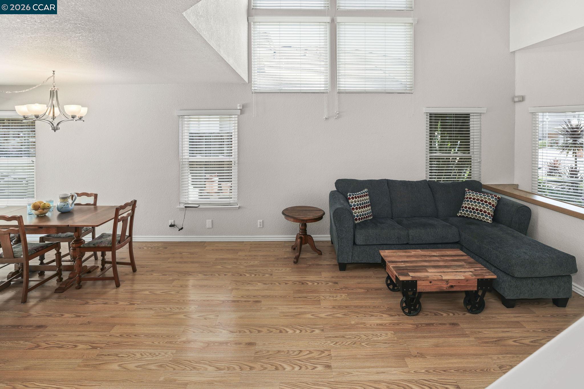 Detail Gallery Image 9 of 35 For 4849 Highlands Way, Antioch,  CA 94531 - 4 Beds | 2/1 Baths