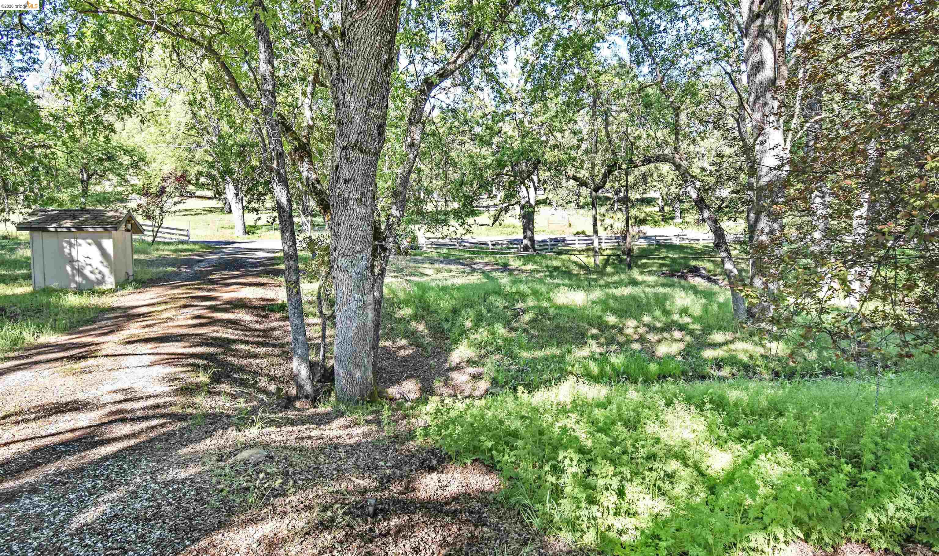 Detail Gallery Image 4 of 38 For 18191 Woodham Carne Rd, Sonora,  CA 95370 - 2 Beds | 1 Baths