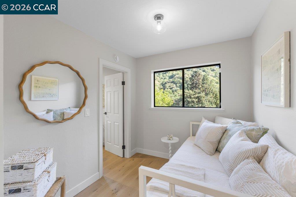 Detail Gallery Image 20 of 53 For 14 Springhill Lane, Lafayette,  CA 94929 - 4 Beds | 3 Baths