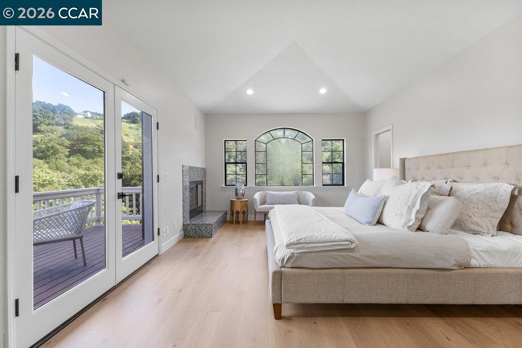 Detail Gallery Image 29 of 53 For 14 Springhill Lane, Lafayette,  CA 94929 - 4 Beds | 3 Baths