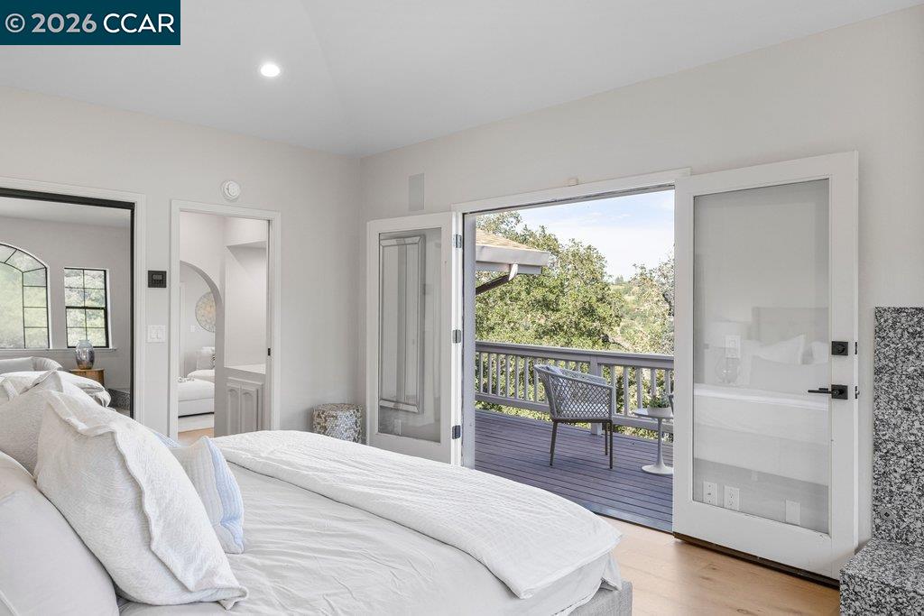 Detail Gallery Image 31 of 53 For 14 Springhill Lane, Lafayette,  CA 94929 - 4 Beds | 3 Baths