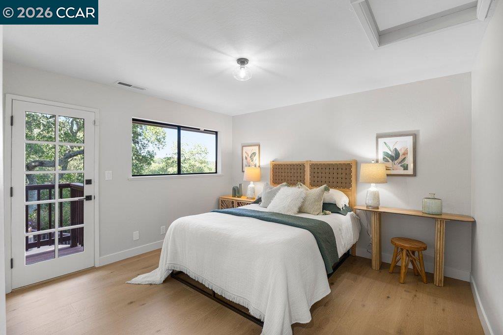 Detail Gallery Image 37 of 53 For 14 Springhill Lane, Lafayette,  CA 94929 - 4 Beds | 3 Baths