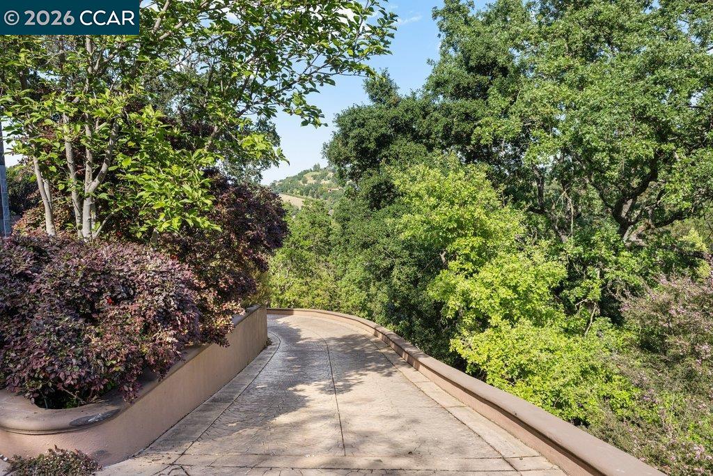 Detail Gallery Image 47 of 53 For 14 Springhill Lane, Lafayette,  CA 94929 - 4 Beds | 3 Baths