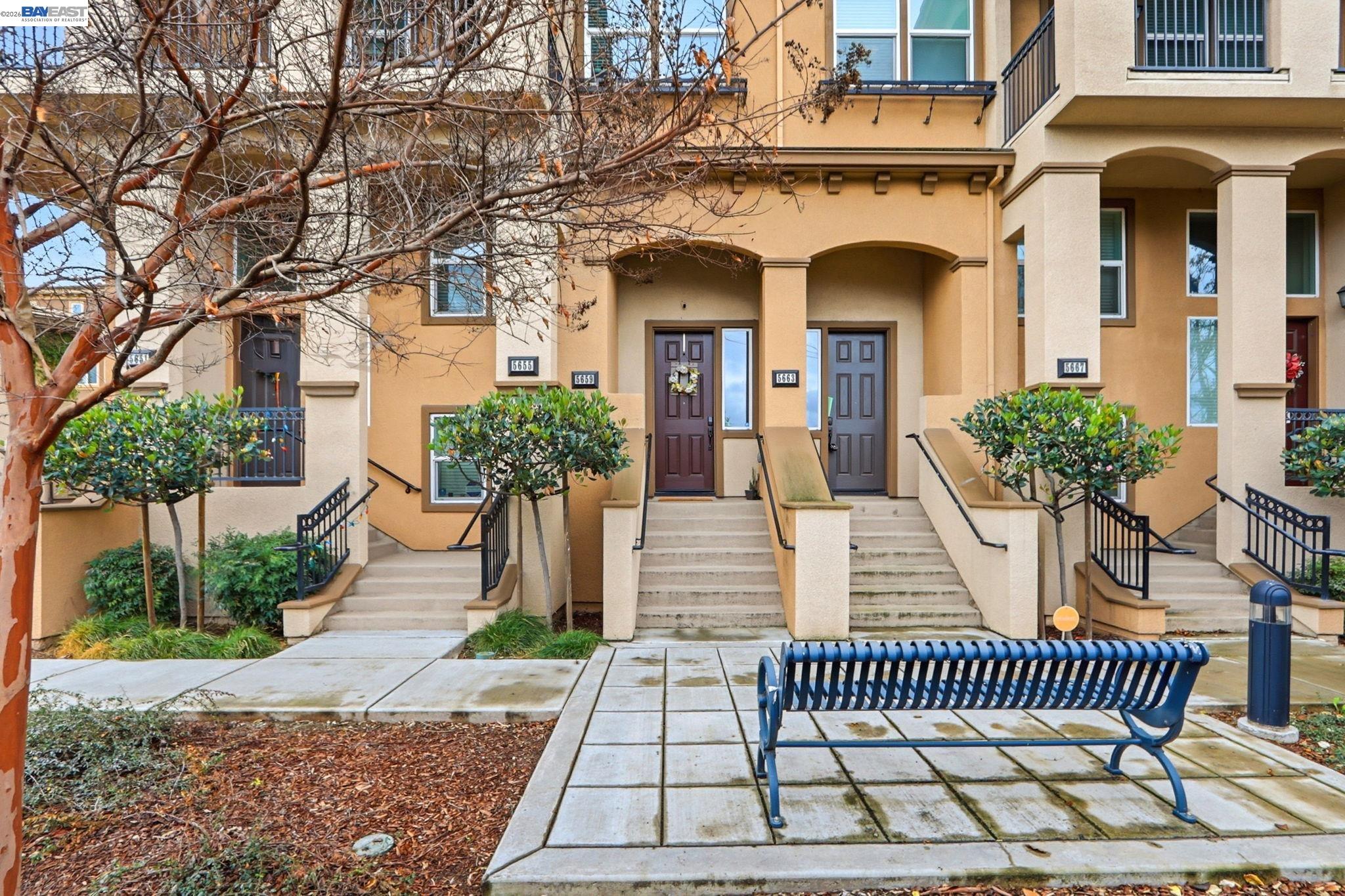 Front Image Thumbnail for BE41129638