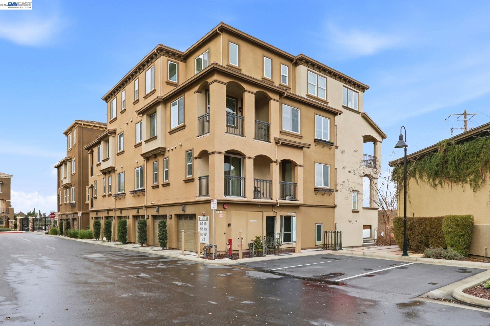 Detail Gallery Image 33 of 34 For 5659 Daylily St, Newark,  CA 94560 - 3 Beds | 3 Baths