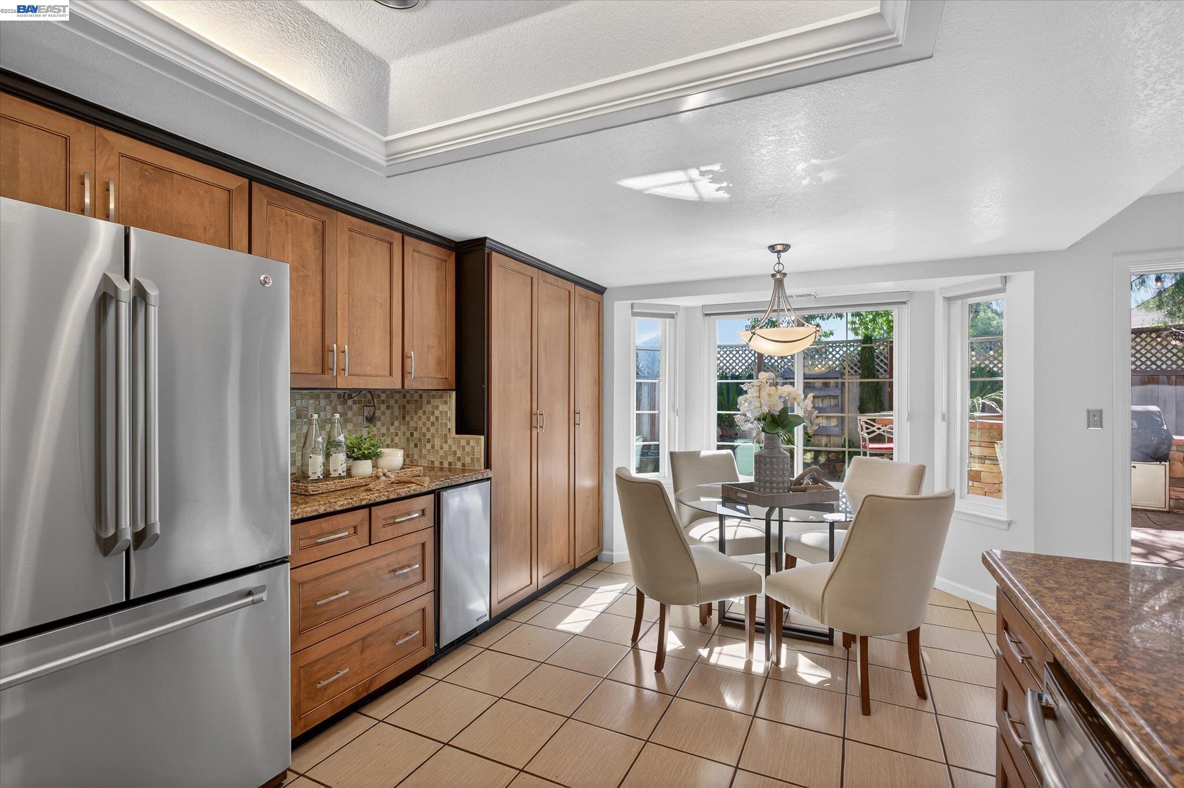 Detail Gallery Image 13 of 37 For 35587 Reymouth Dr, Newark,  CA 94560 - 4 Beds | 3 Baths