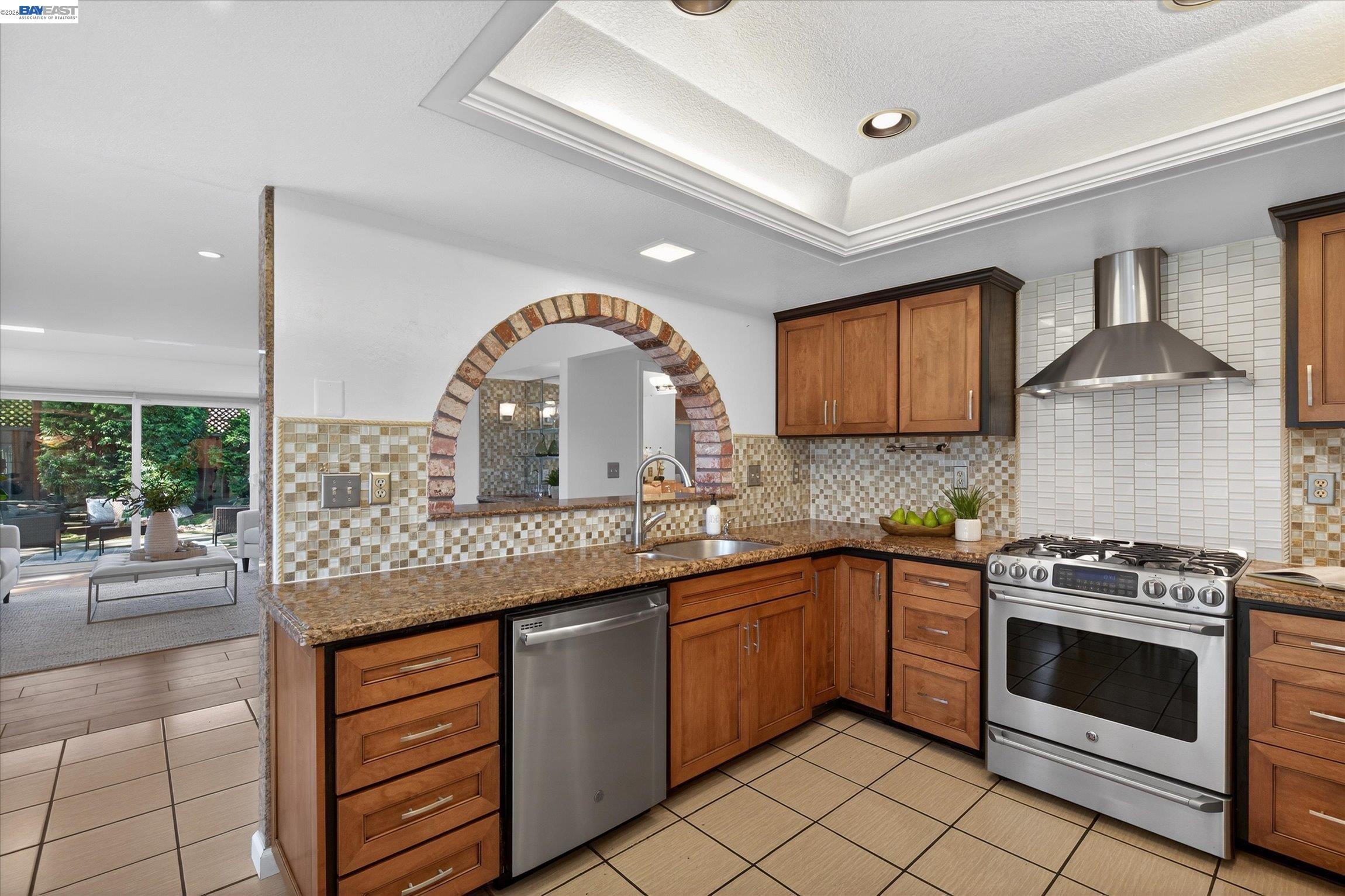 Detail Gallery Image 14 of 37 For 35587 Reymouth Dr, Newark,  CA 94560 - 4 Beds | 3 Baths