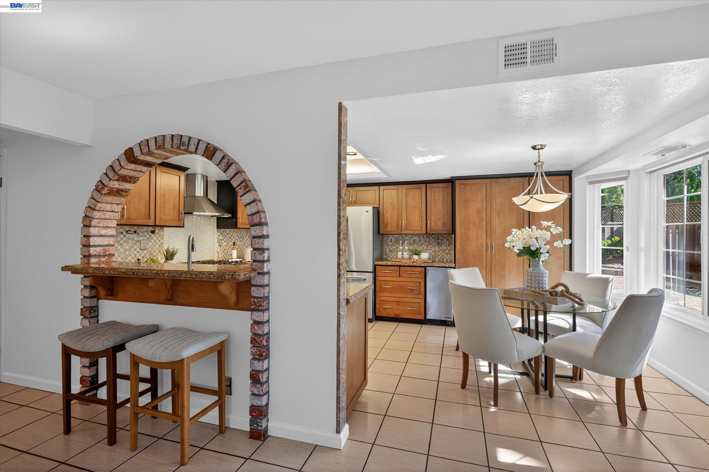 Detail Gallery Image 15 of 37 For 35587 Reymouth Dr, Newark,  CA 94560 - 4 Beds | 3 Baths