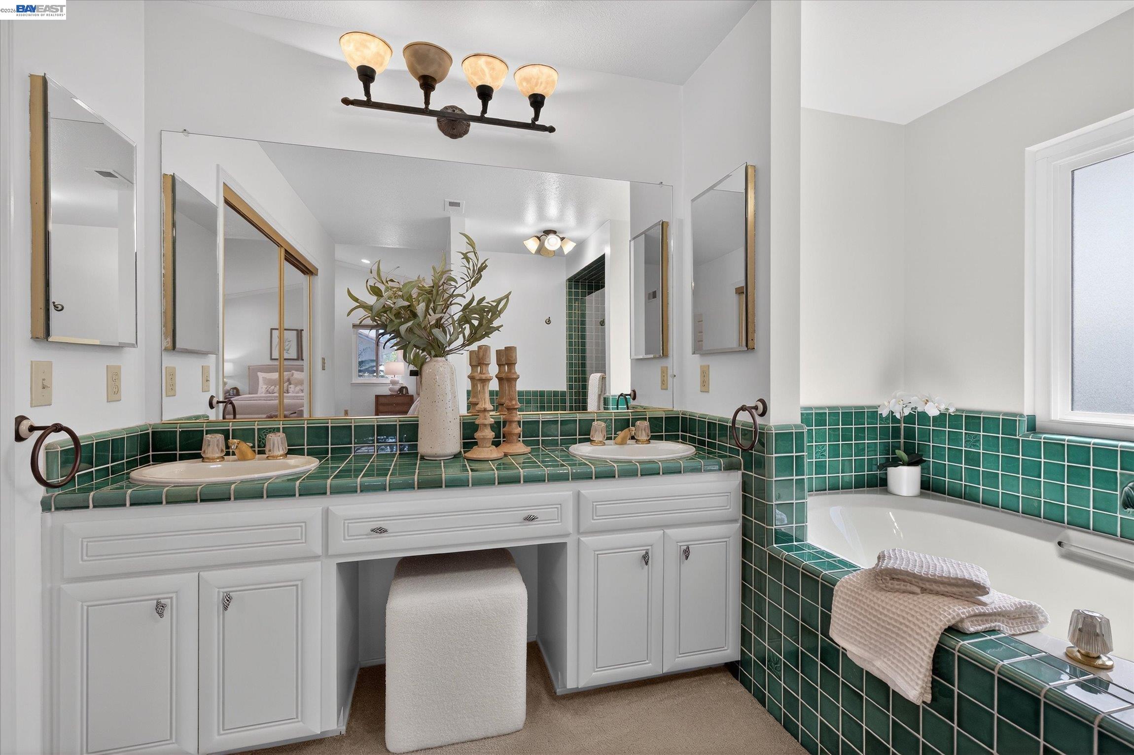 Detail Gallery Image 25 of 37 For 35587 Reymouth Dr, Newark,  CA 94560 - 4 Beds | 3 Baths