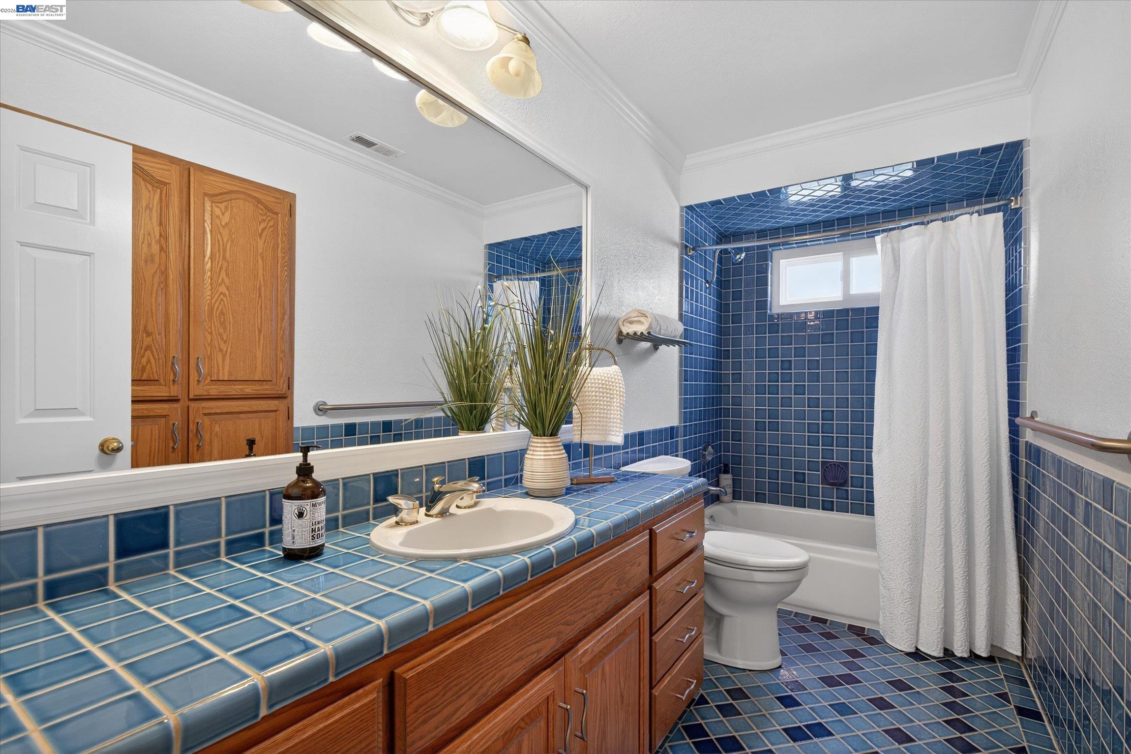 Detail Gallery Image 28 of 37 For 35587 Reymouth Dr, Newark,  CA 94560 - 4 Beds | 3 Baths