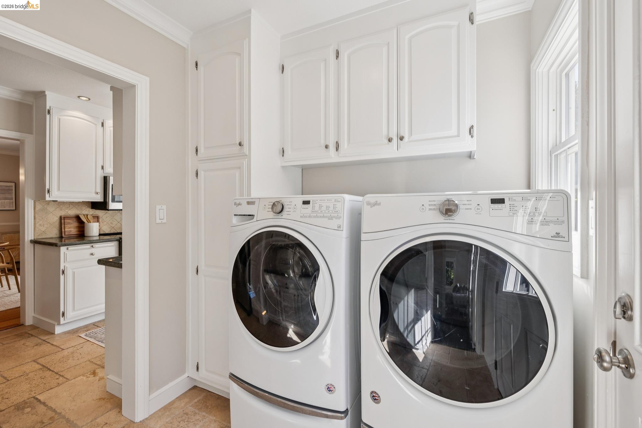 Detail Gallery Image 16 of 57 For 1193 Glen Dr., San Leandro,  CA 94577 - 3 Beds | 2/1 Baths