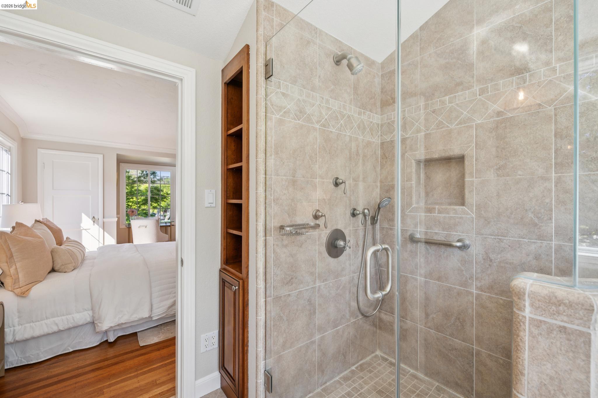 Detail Gallery Image 23 of 57 For 1193 Glen Dr., San Leandro,  CA 94577 - 3 Beds | 2/1 Baths