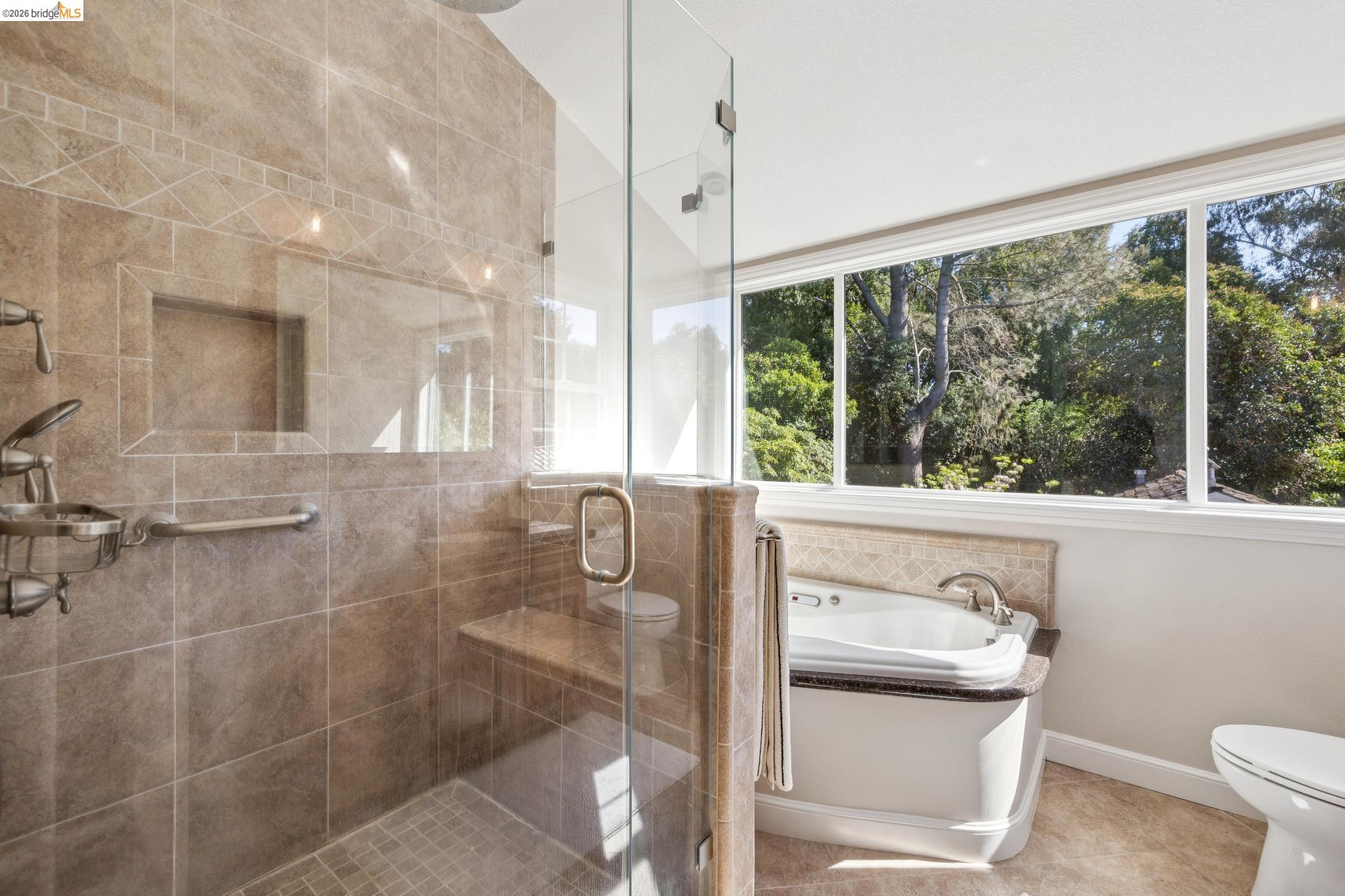 Detail Gallery Image 24 of 57 For 1193 Glen Dr., San Leandro,  CA 94577 - 3 Beds | 2/1 Baths