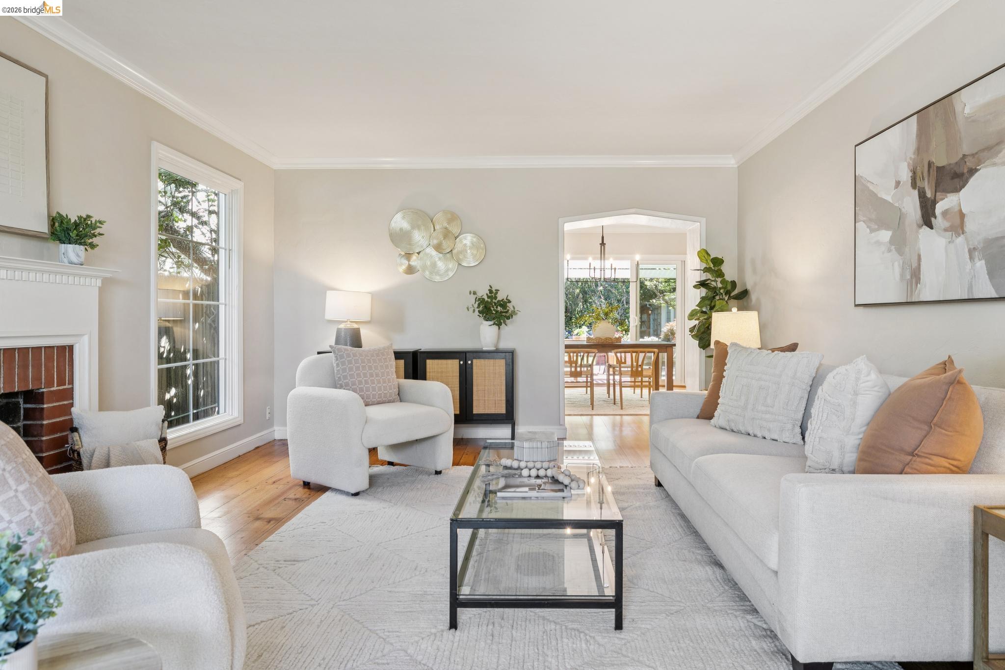 Detail Gallery Image 5 of 57 For 1193 Glen Dr., San Leandro,  CA 94577 - 3 Beds | 2/1 Baths