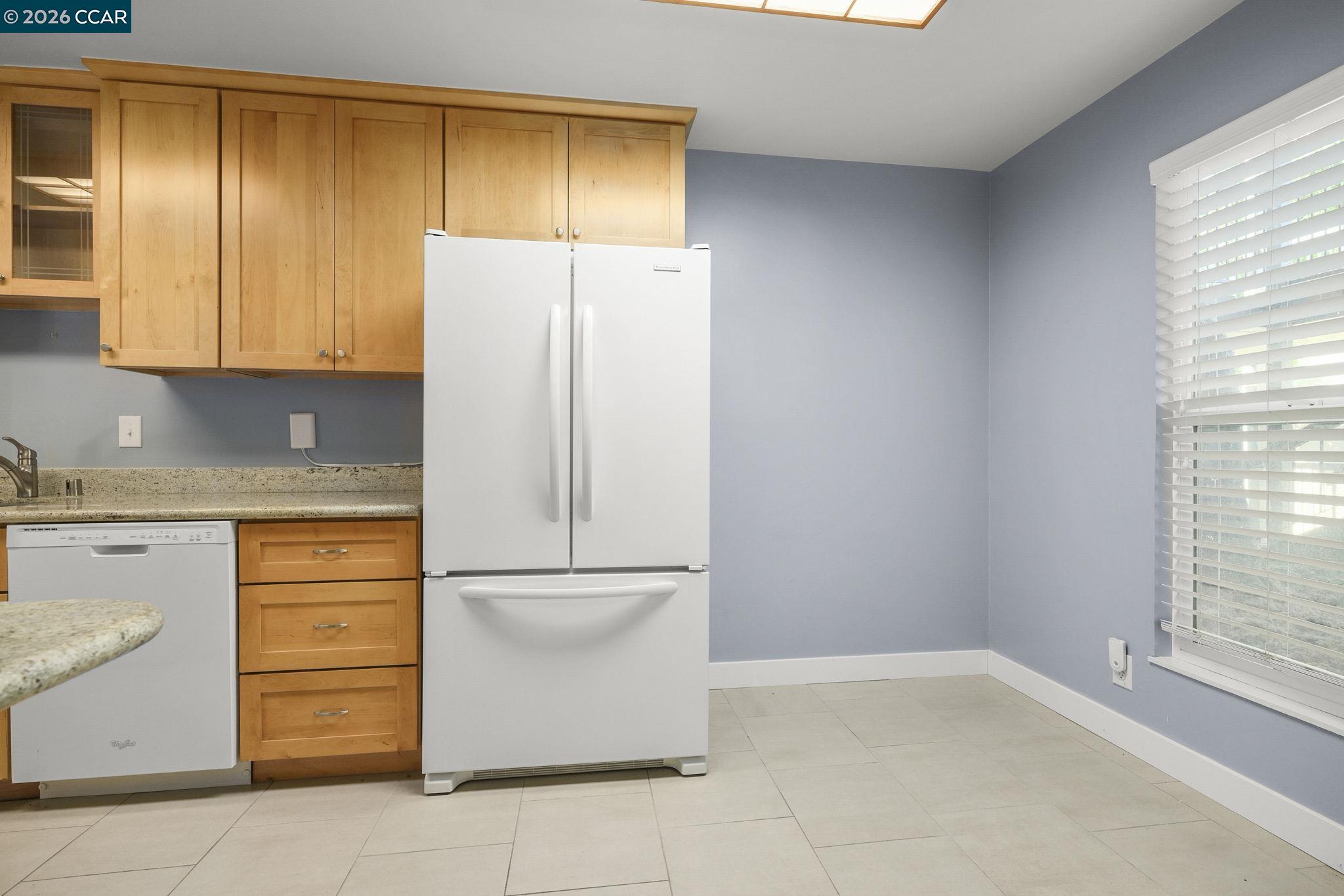 Detail Gallery Image 11 of 28 For 651 Moraga Rd #13,  Moraga,  CA 94556 - 3 Beds | 2 Baths