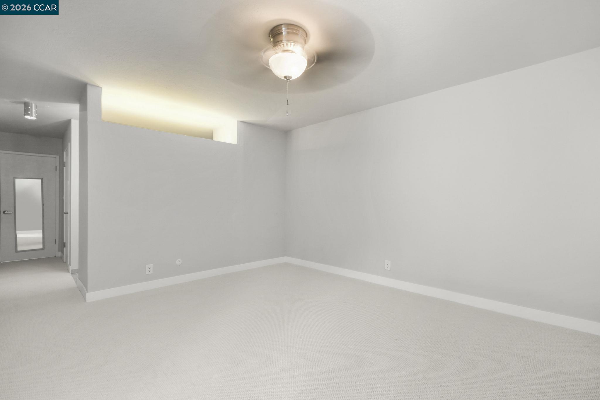 Detail Gallery Image 19 of 28 For 651 Moraga Rd #13,  Moraga,  CA 94556 - 3 Beds | 2 Baths