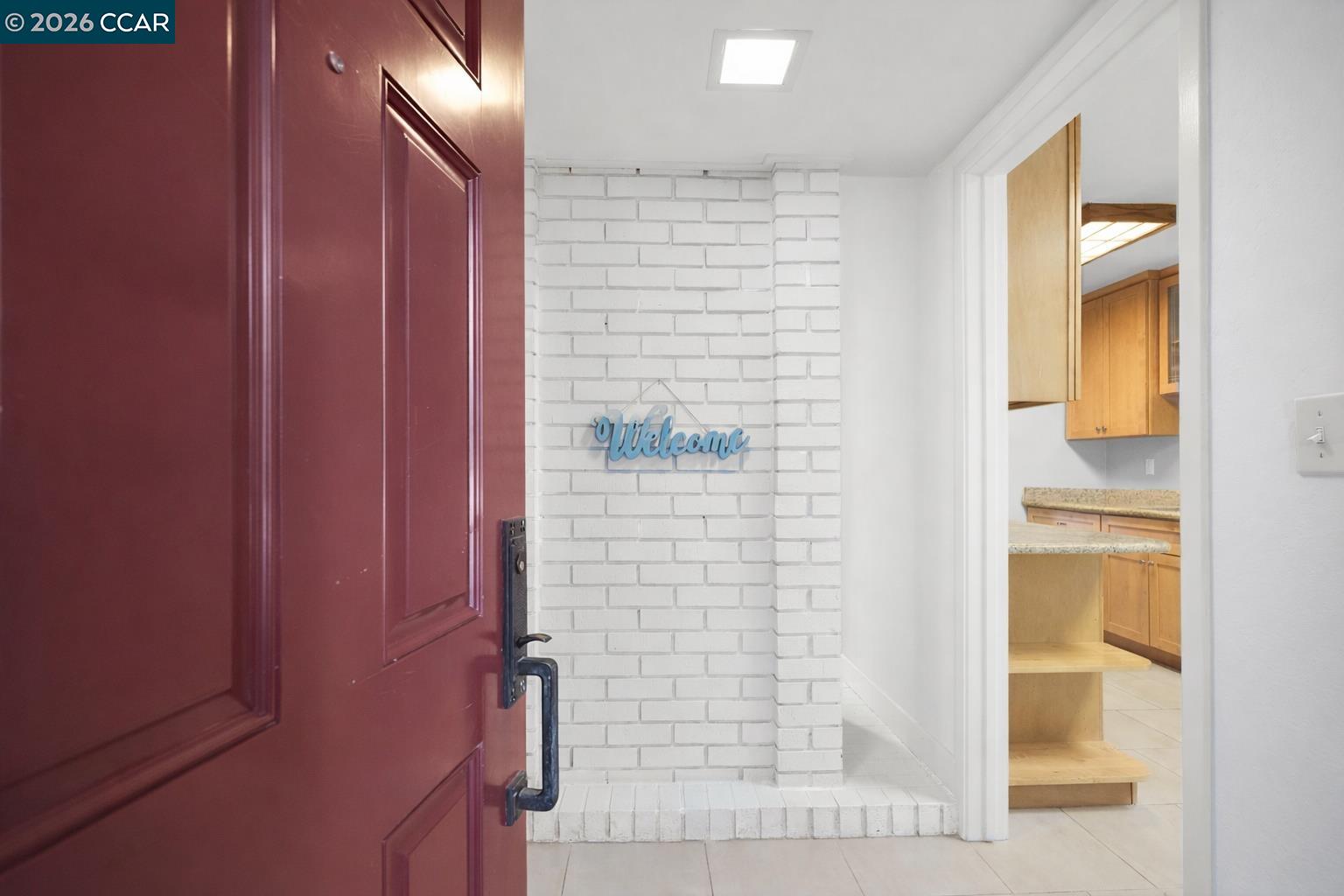 Detail Gallery Image 3 of 28 For 651 Moraga Rd #13,  Moraga,  CA 94556 - 3 Beds | 2 Baths