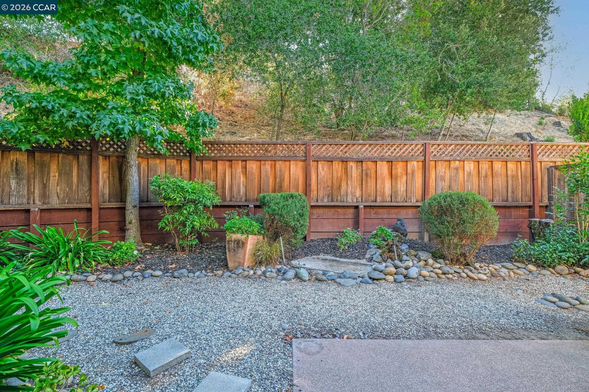 Detail Gallery Image 23 of 28 For 651 Moraga Rd #13,  Moraga,  CA 94556 - 3 Beds | 2 Baths