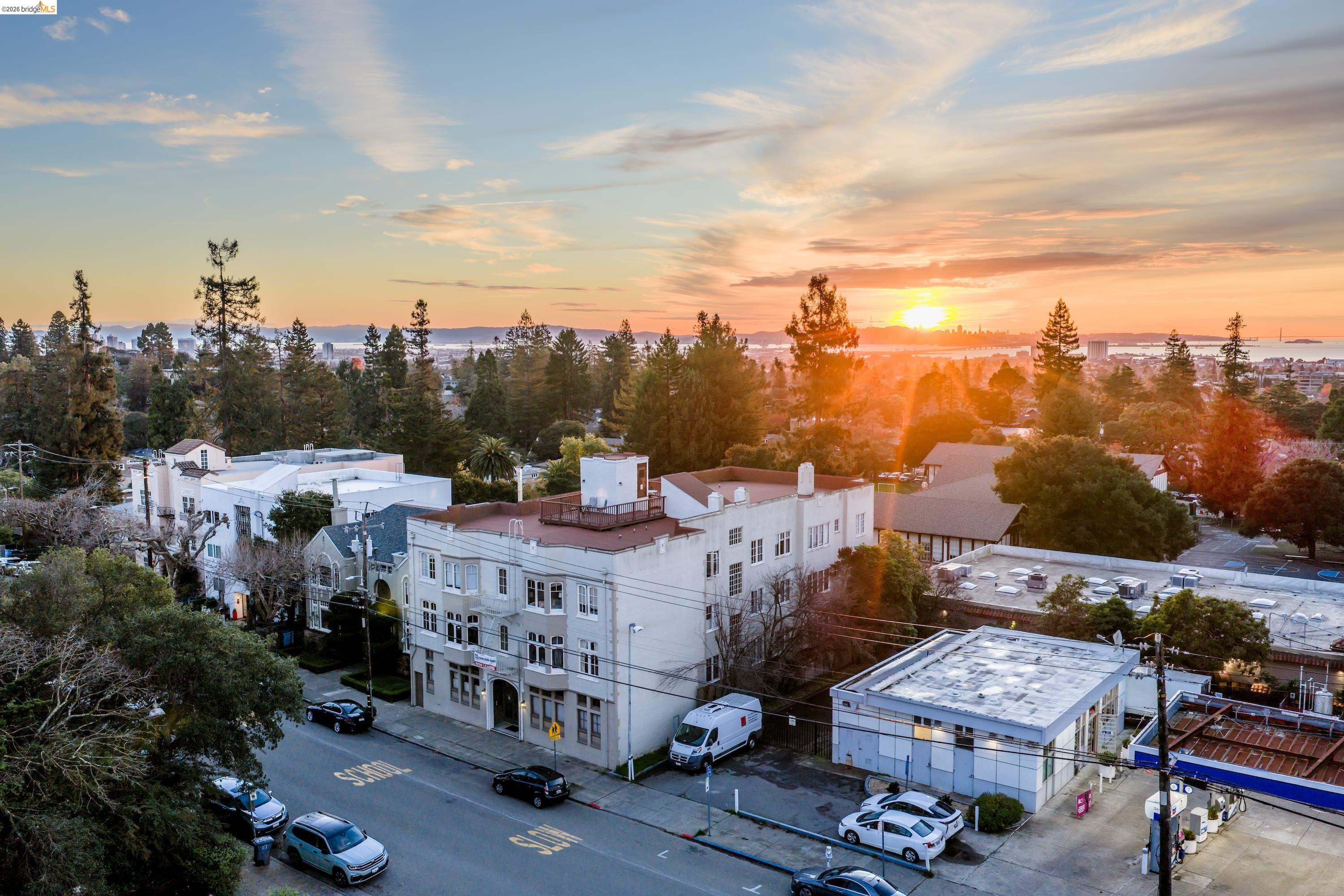 22 Domingo Ave, Berkeley, CA, 94705