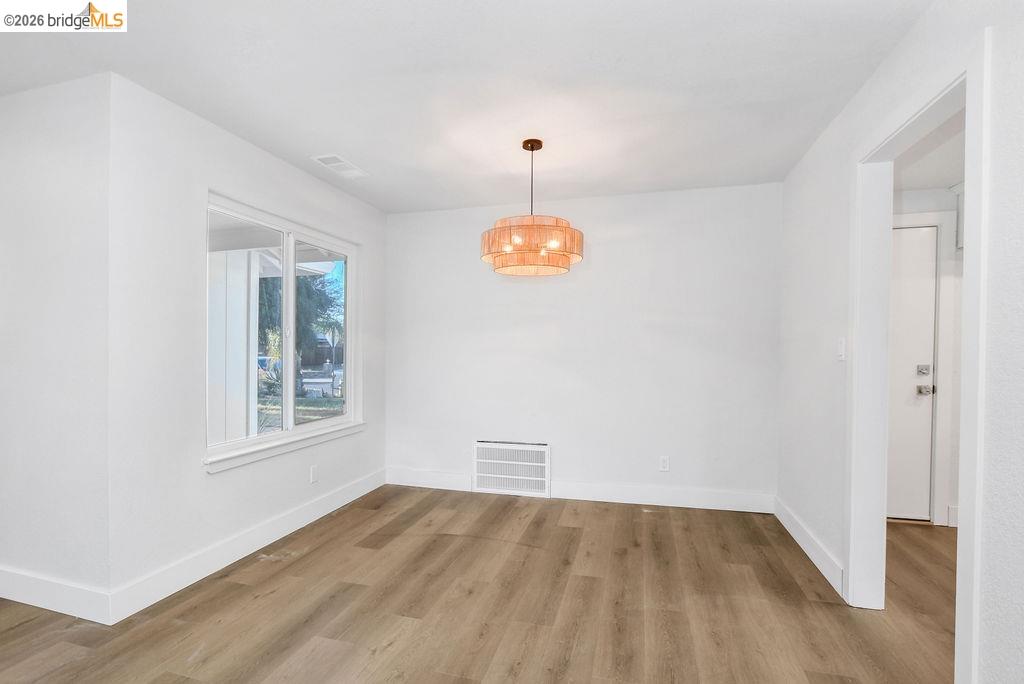 Detail Gallery Image 17 of 42 For 1060 Woodglen Dr, Oakley,  CA 94561 - 4 Beds | 2 Baths