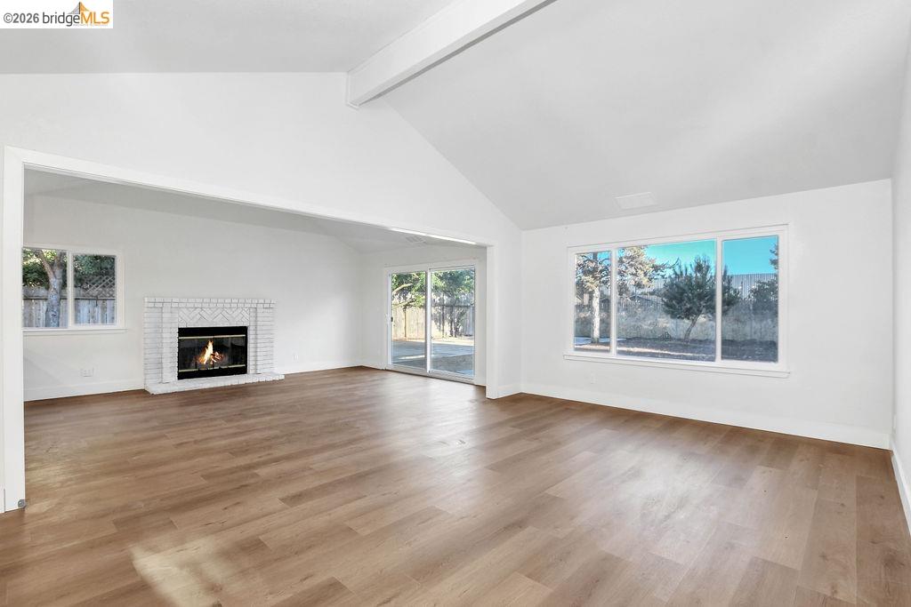 Detail Gallery Image 6 of 35 For 1060 Woodglen Dr, Oakley,  CA 94561 - 4 Beds | 2 Baths