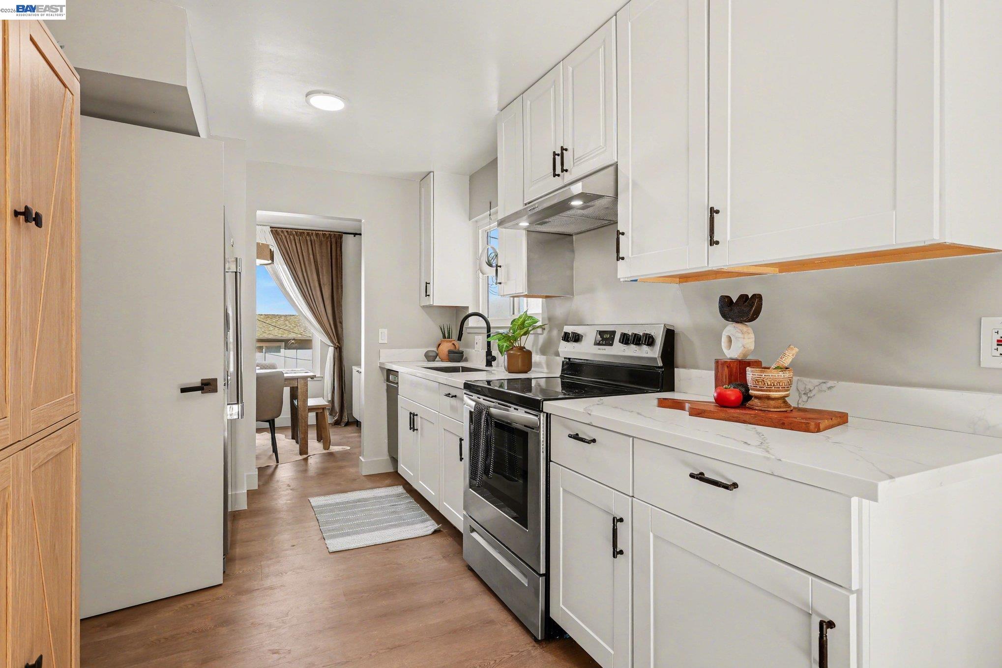 Detail Gallery Image 12 of 39 For 109 Alta Vista Way, Daly City,  CA 94014 - 3 Beds | 2 Baths