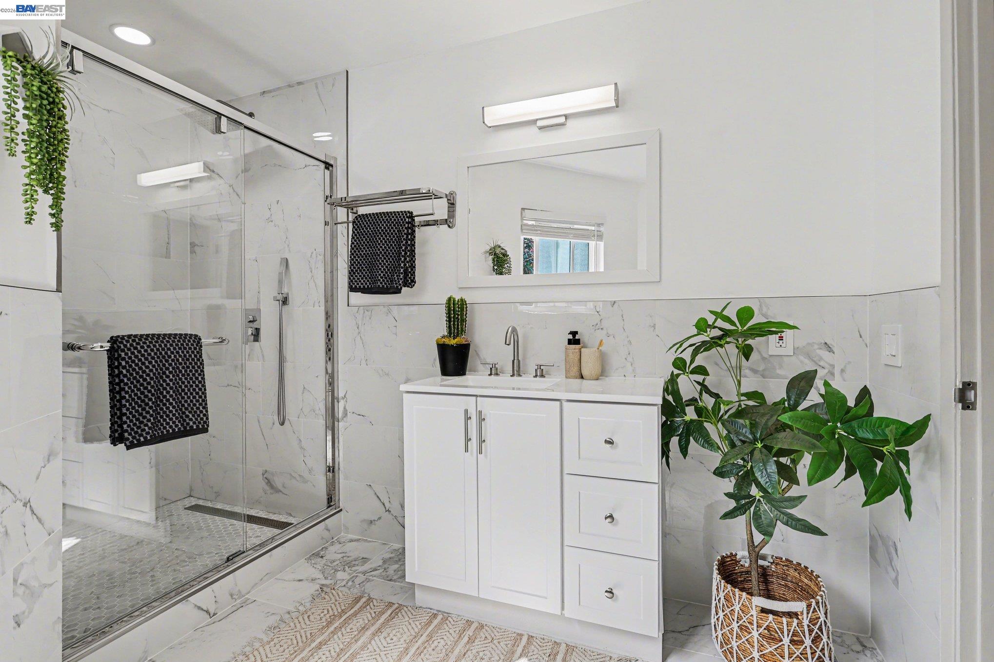 Detail Gallery Image 21 of 39 For 109 Alta Vista Way, Daly City,  CA 94014 - 3 Beds | 2 Baths