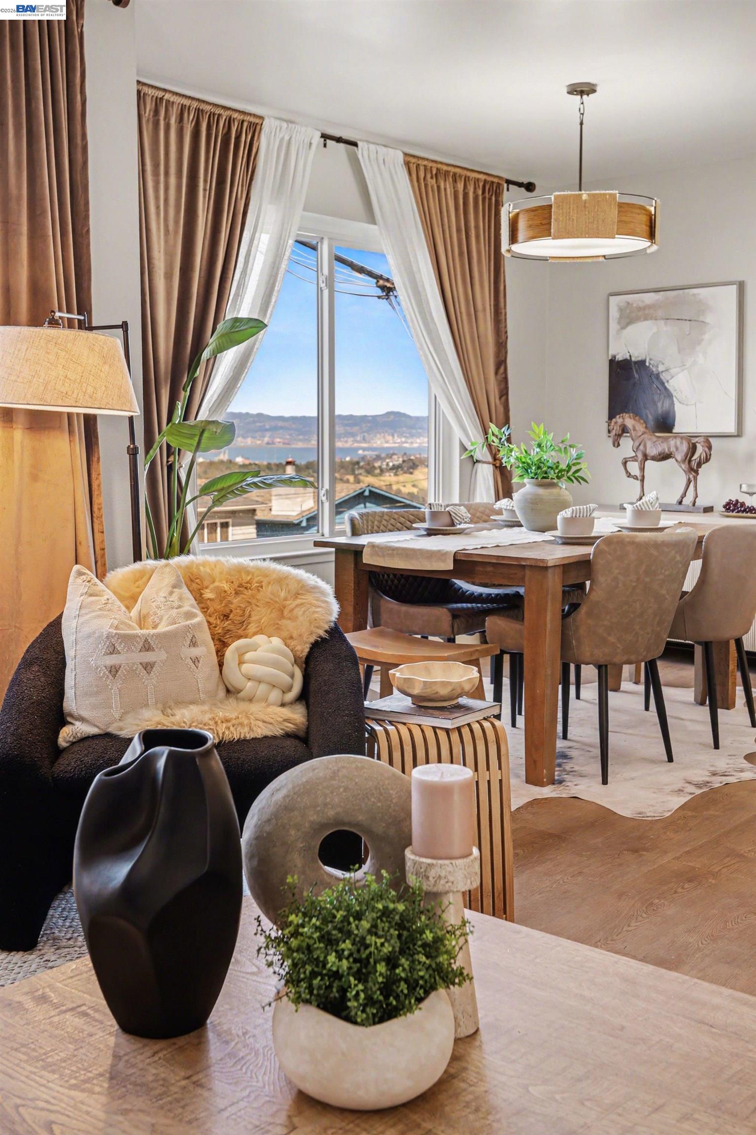 Detail Gallery Image 7 of 39 For 109 Alta Vista Way, Daly City,  CA 94014 - 3 Beds | 2 Baths