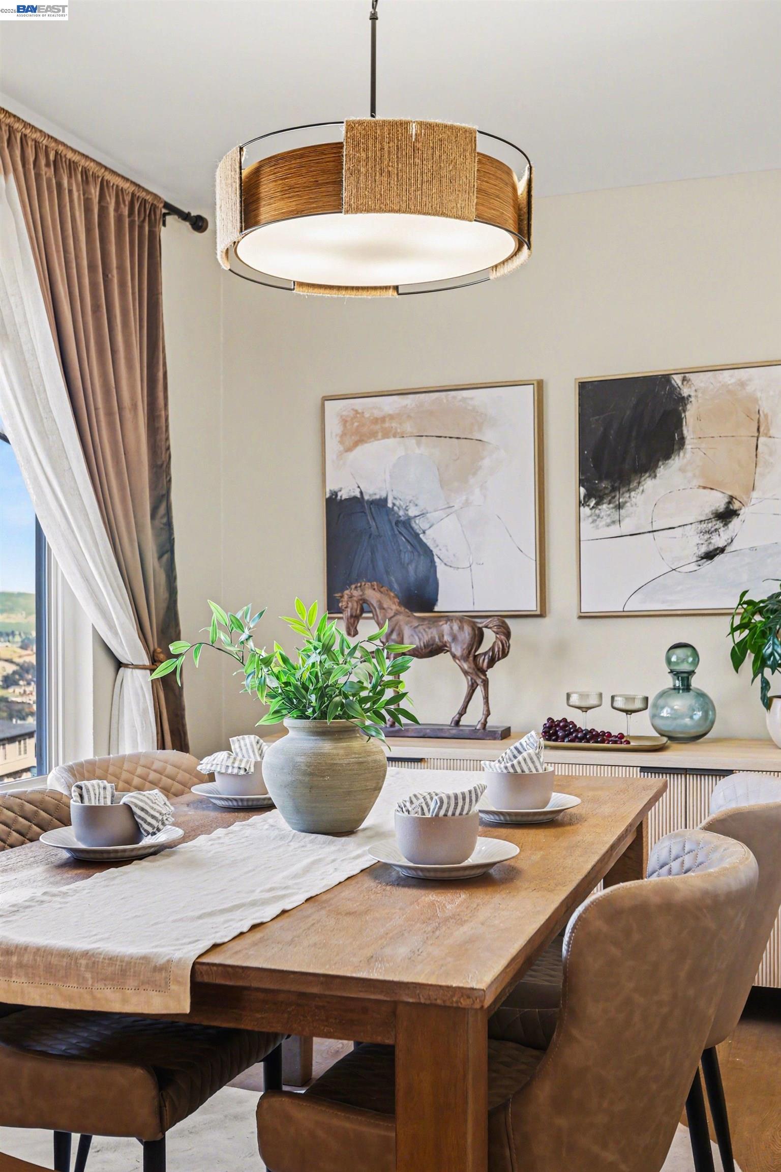 Detail Gallery Image 8 of 39 For 109 Alta Vista Way, Daly City,  CA 94014 - 3 Beds | 2 Baths