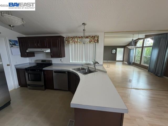 23 Palm Drive, Union City CA 94587 — photo 7