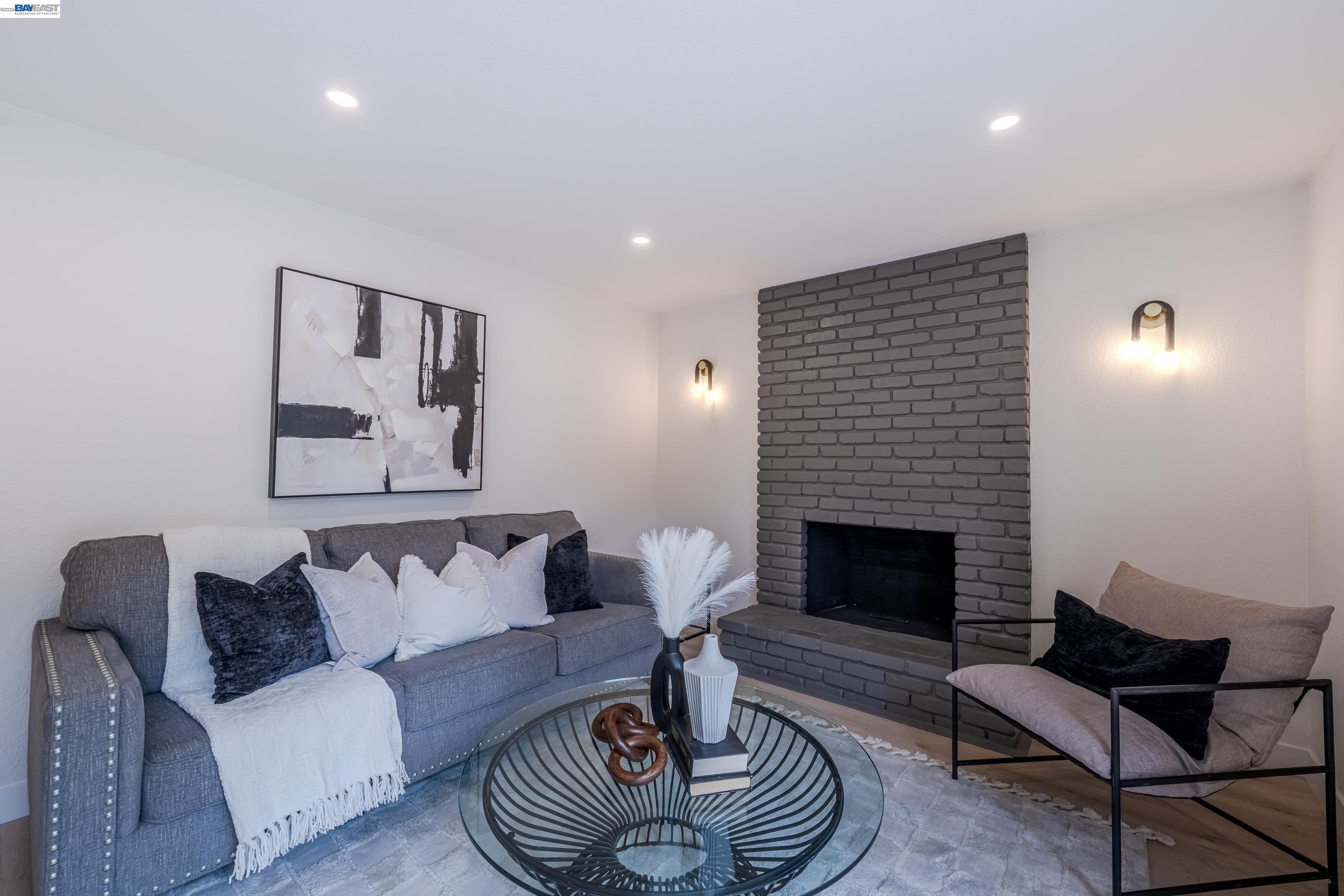 Detail Gallery Image 13 of 39 For 3743 Sanford St, Concord,  CA 94520 - 4 Beds | 2 Baths