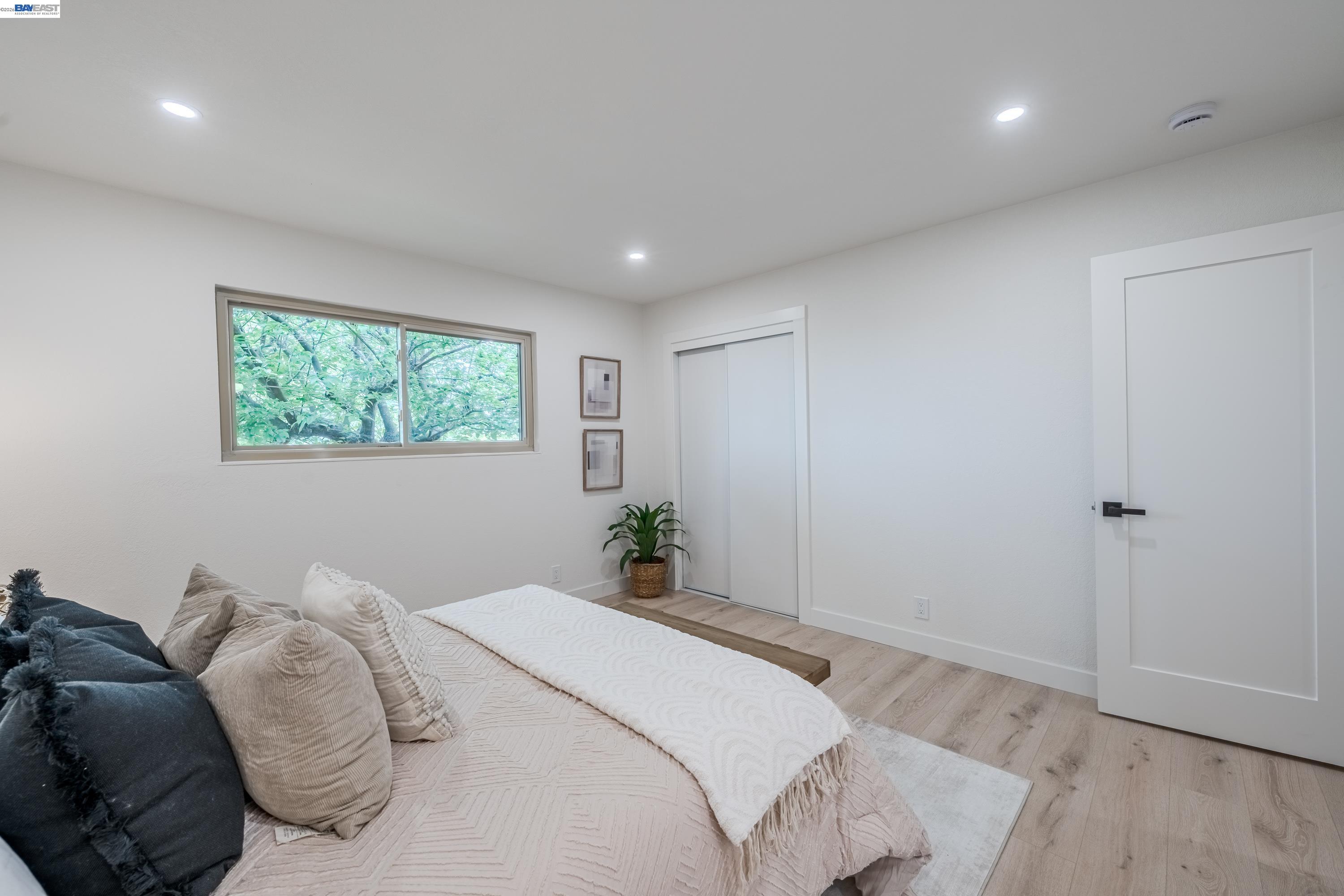 Detail Gallery Image 22 of 39 For 3743 Sanford St, Concord,  CA 94520 - 4 Beds | 2 Baths