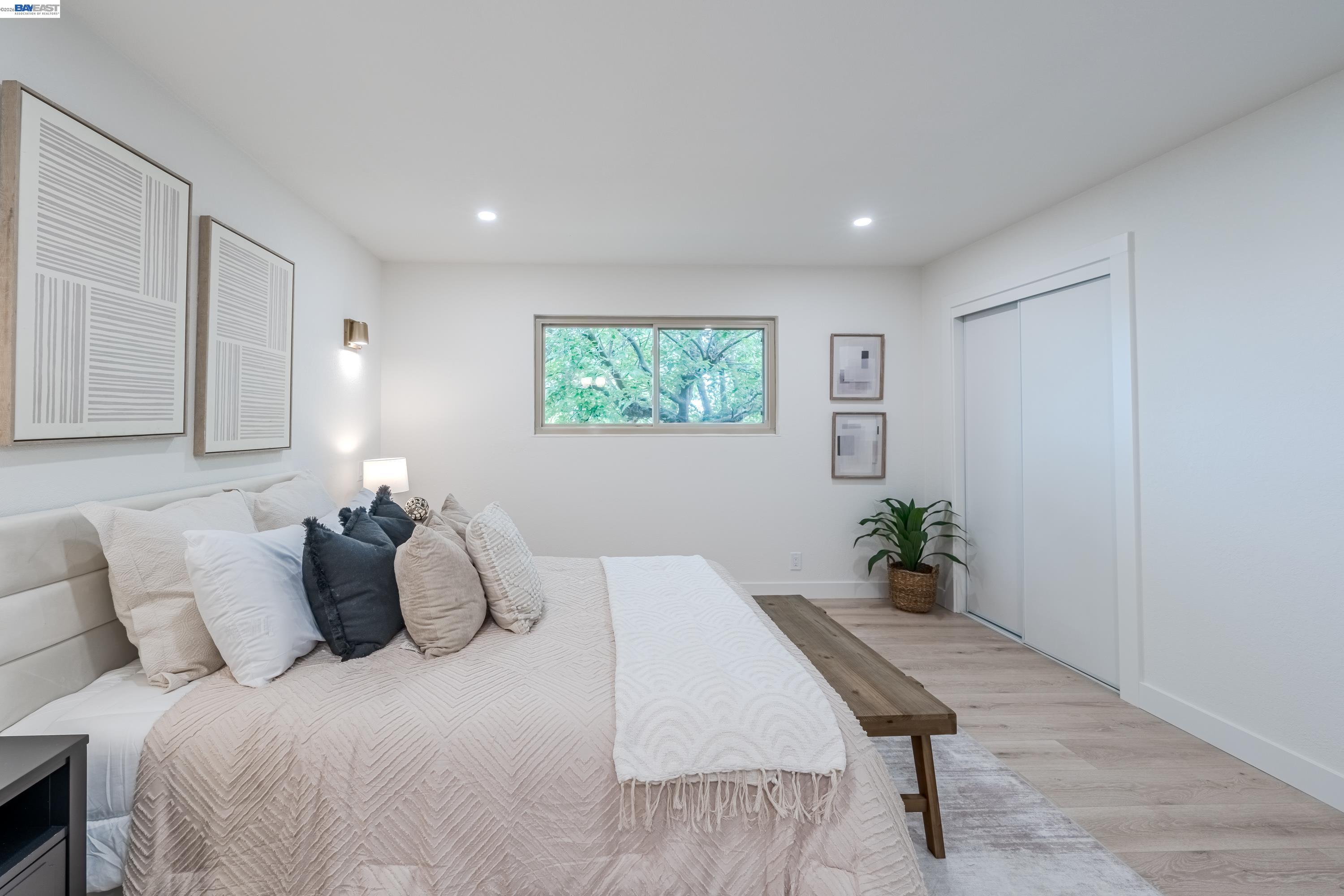 Detail Gallery Image 23 of 39 For 3743 Sanford St, Concord,  CA 94520 - 4 Beds | 2 Baths