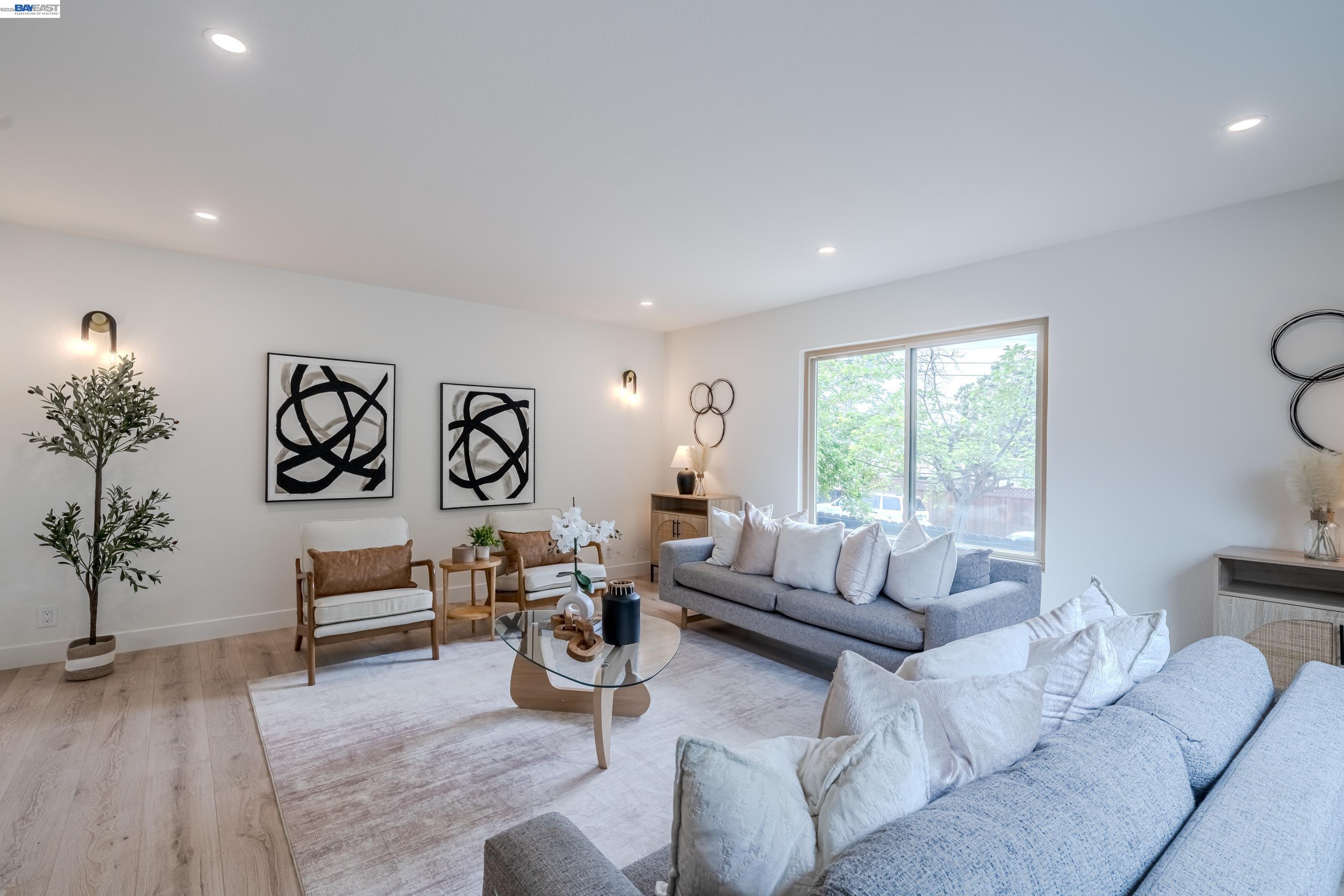 Detail Gallery Image 7 of 39 For 3743 Sanford St, Concord,  CA 94520 - 4 Beds | 2 Baths