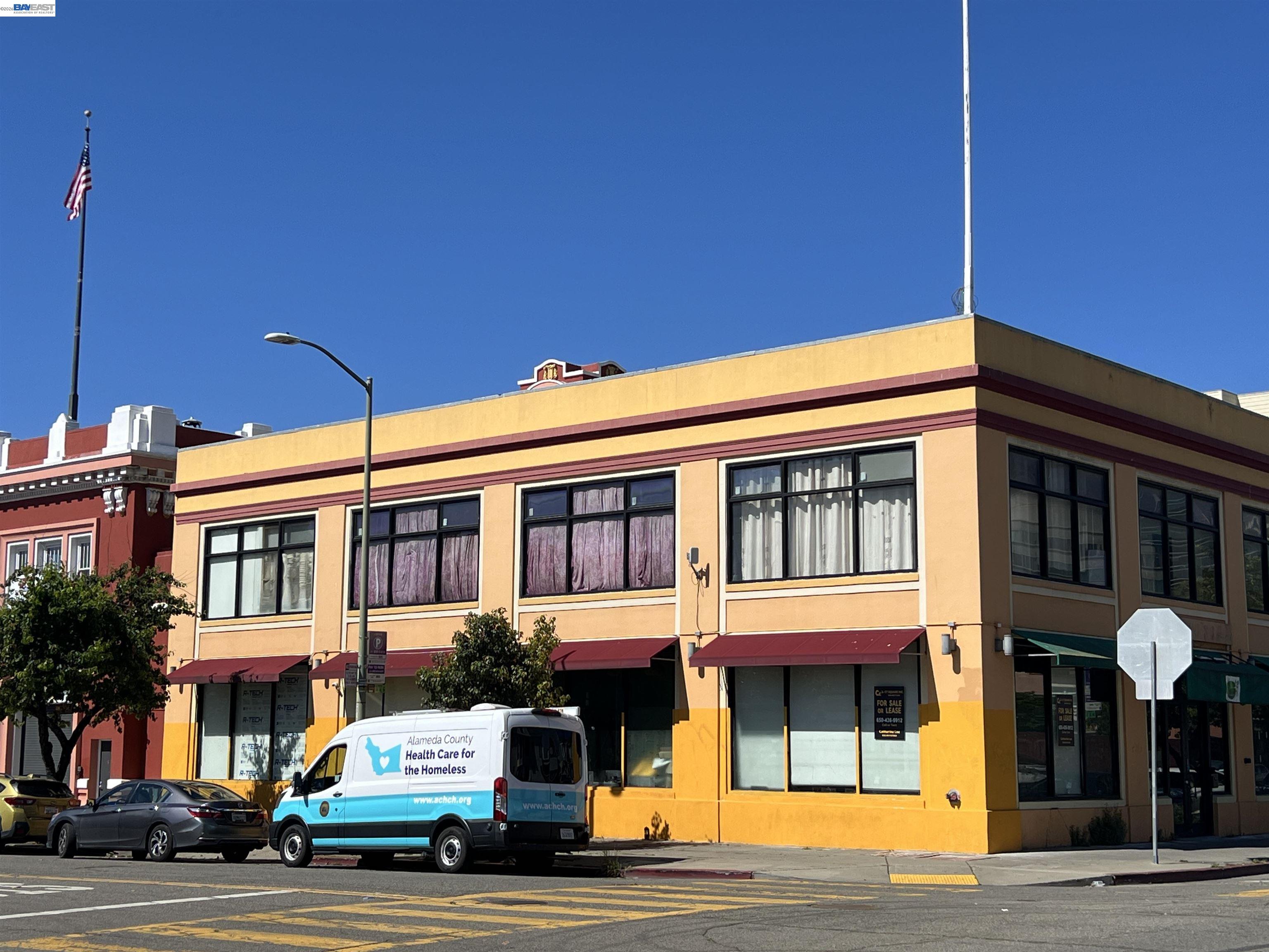 Detail Gallery Image 2 of 13 For 273 9th St, Oakland,  CA 94607 - – Beds | – Baths