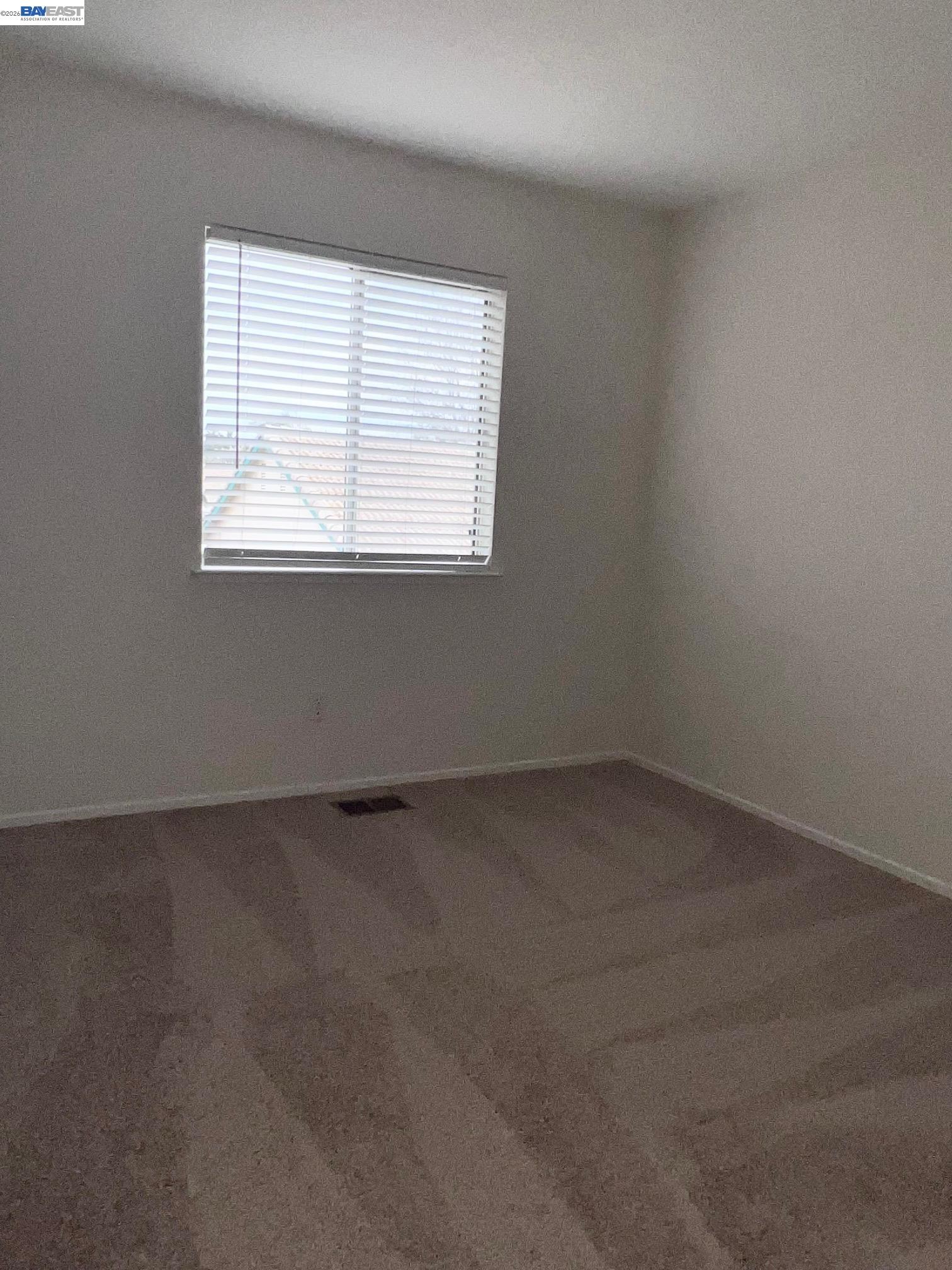 Detail Gallery Image 20 of 31 For 1420 Teakwood Way, Tracy,  CA 95376 - 3 Beds | 2/1 Baths