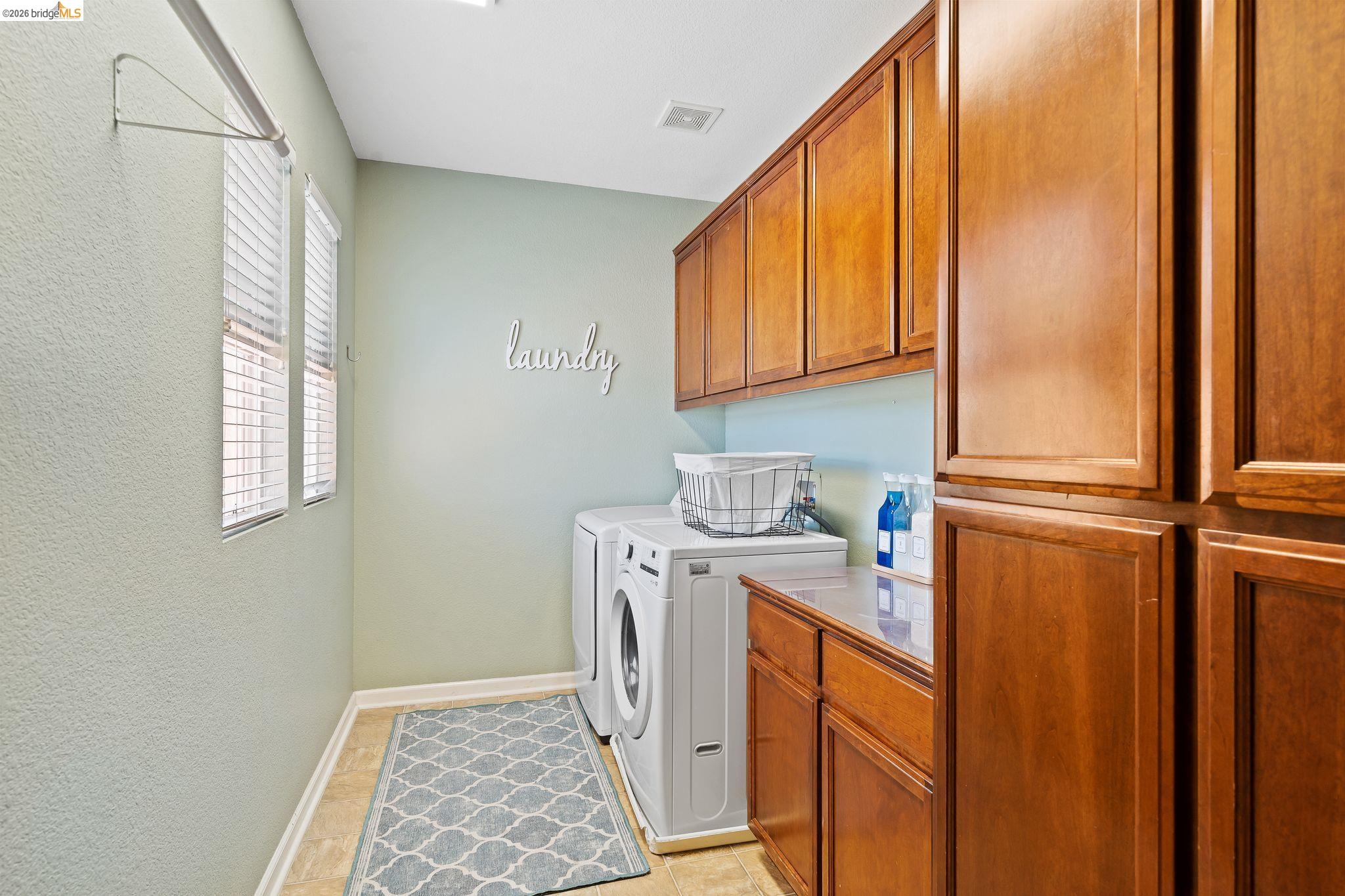 Detail Gallery Image 38 of 49 For 2350 Winchester Loop, Discovery Bay,  CA 94505 - 4 Beds | 3 Baths