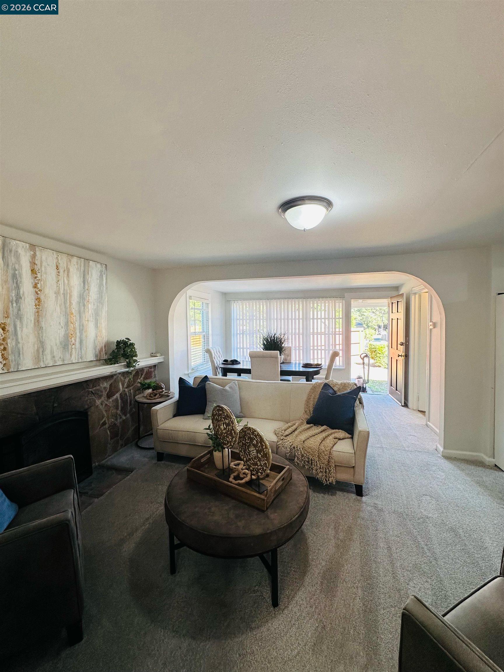 Detail Gallery Image 5 of 29 For 447 Maple Ave, Vallejo,  CA 94519 - 2 Beds | 1 Baths